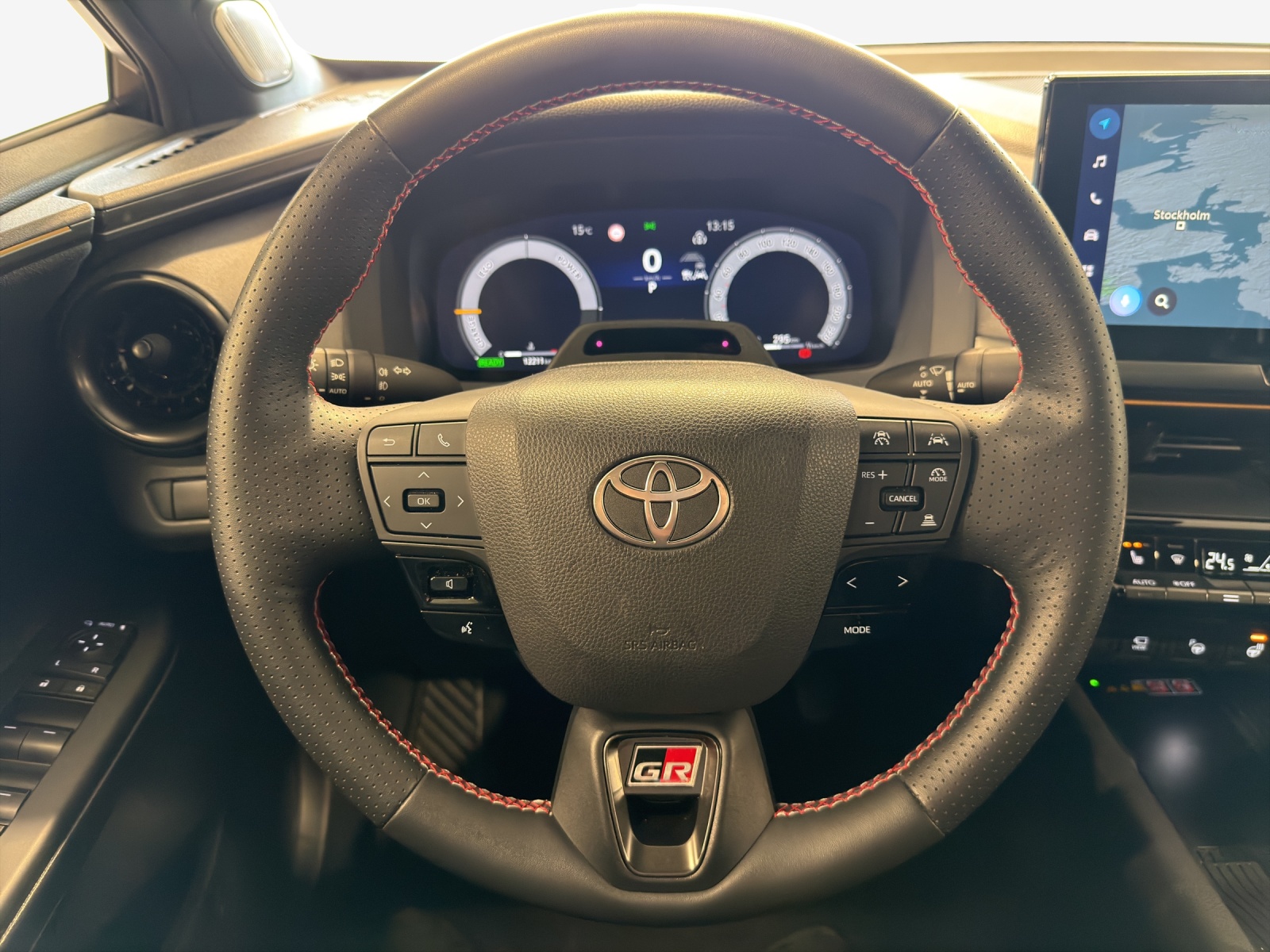 TOYOTA C-HR 2.0 HSD CVT GR Sport 4WD-image-9