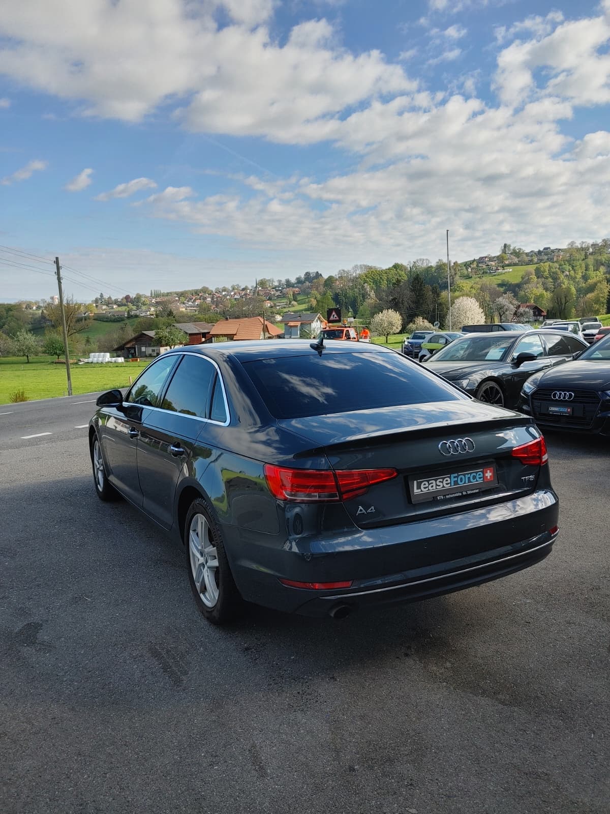 AUDI A4 1.4 TFSI S-tronic-image-6