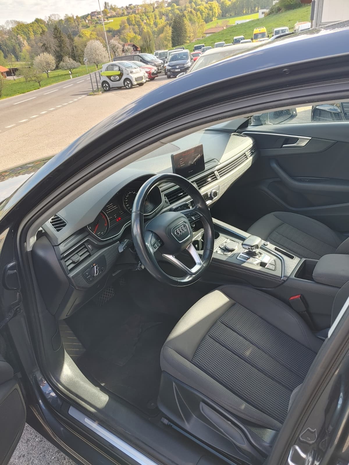 AUDI A4 1.4 TFSI S-tronic-image-10