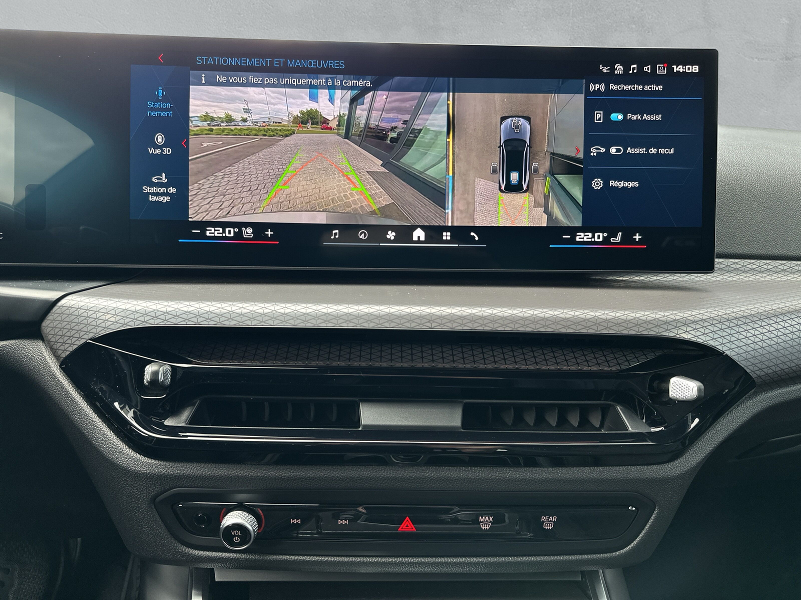 BMW M3 Touring xDrive Competition M**Action de leasing à 1.9%**-image-14
