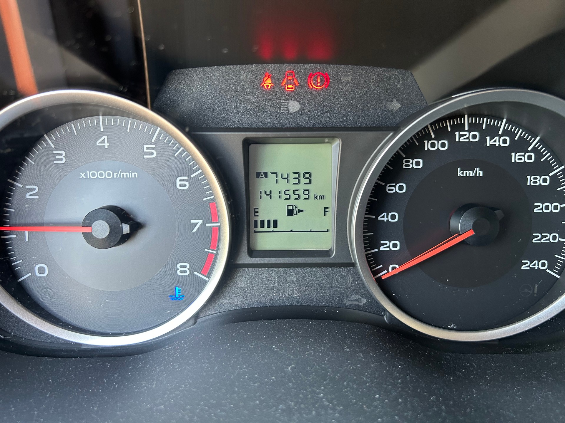 SUBARU XV 1.6 Swiss Two-image-7