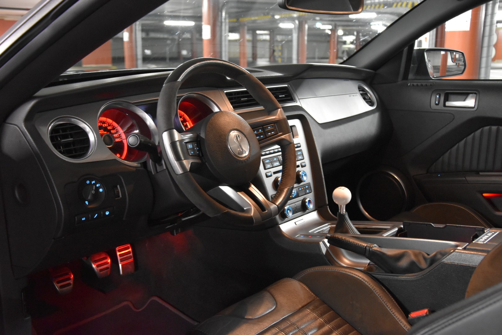 FORD GT500 SHELBY SVT 5.8 20TH ANNIVERSARY-image-28