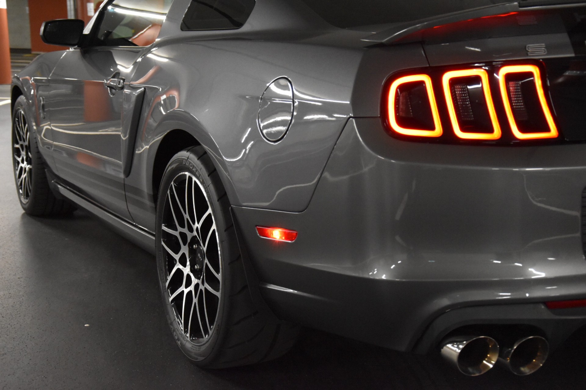 FORD GT500 SHELBY SVT 5.8 20TH ANNIVERSARY-image-3