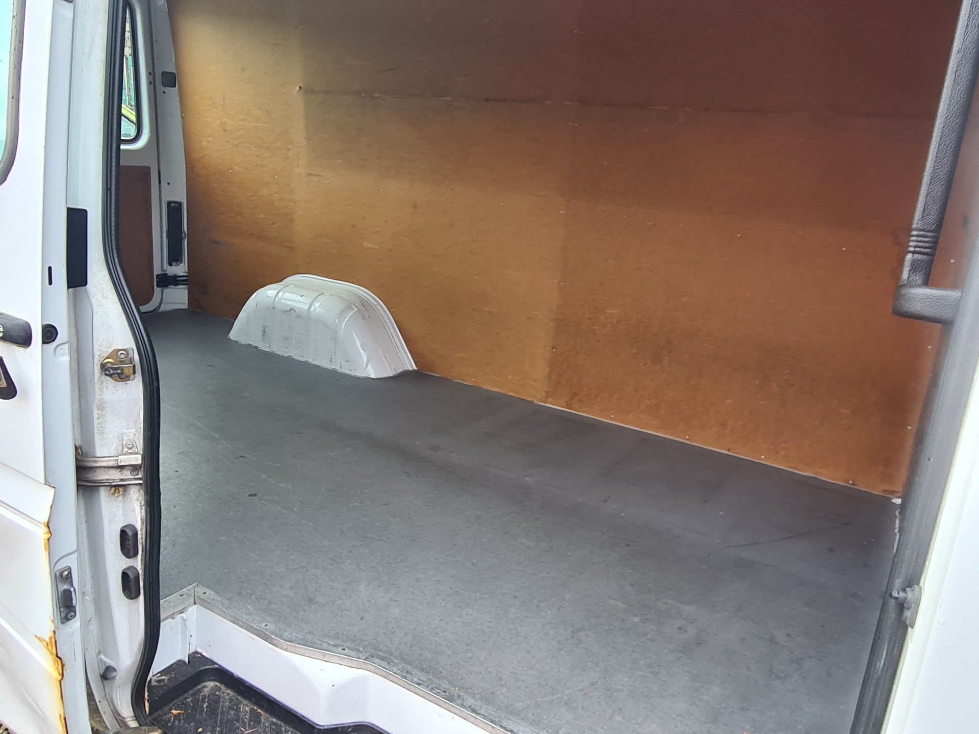 MERCEDES-BENZ Sprinter 311 CDI-showroom-element-3