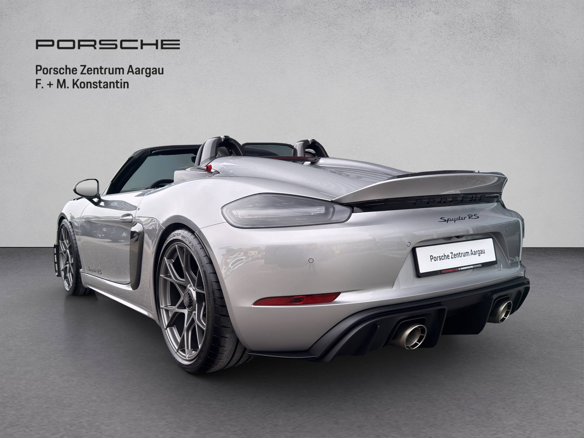 PORSCHE 718 Spyder RS-image-3