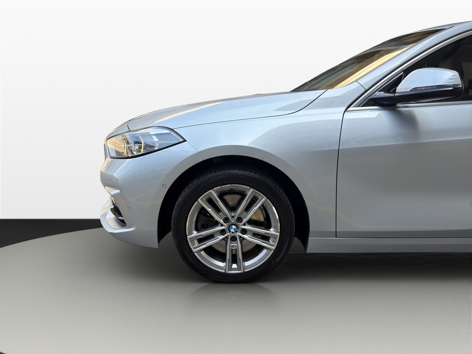 BMW 120d xDrive Steptronic Luxury Line-image-20