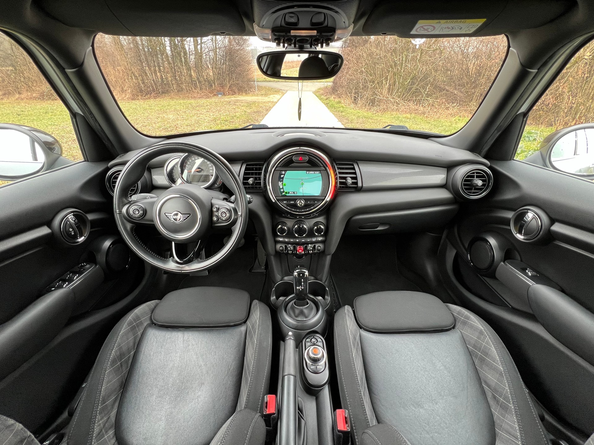 MINI Cooper Steptronic DKG-image-9
