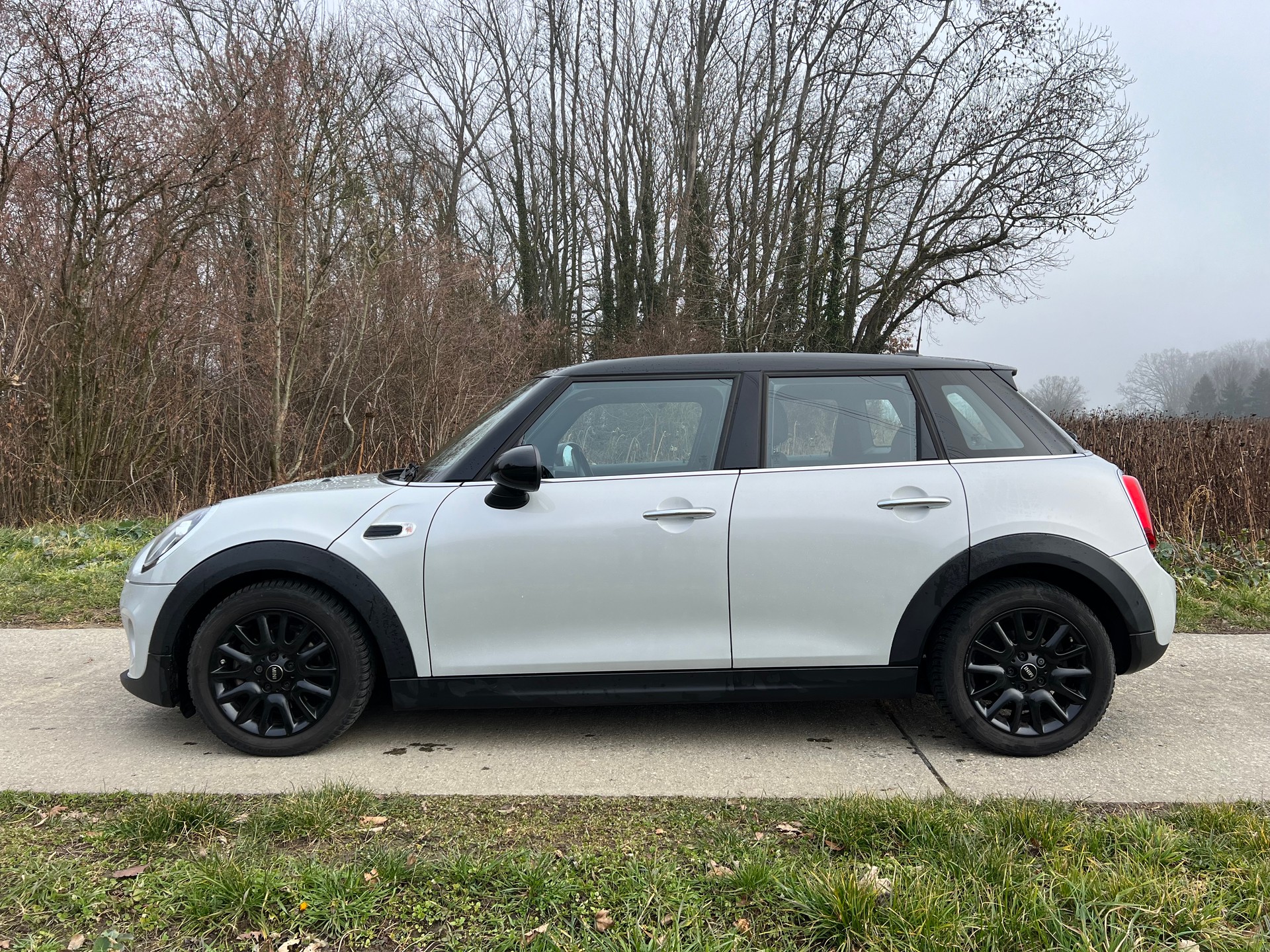 MINI Cooper Steptronic DKG-image-2