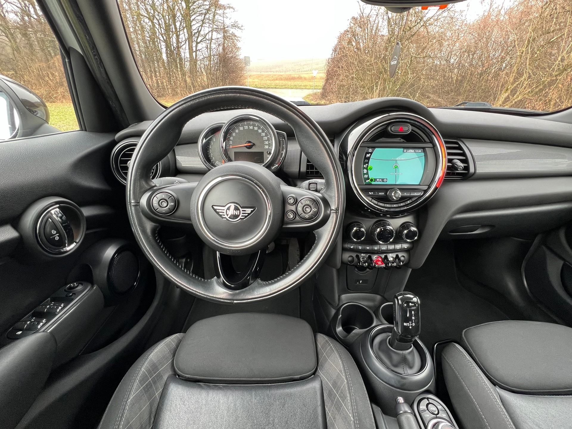 MINI Cooper Steptronic DKG-image-10