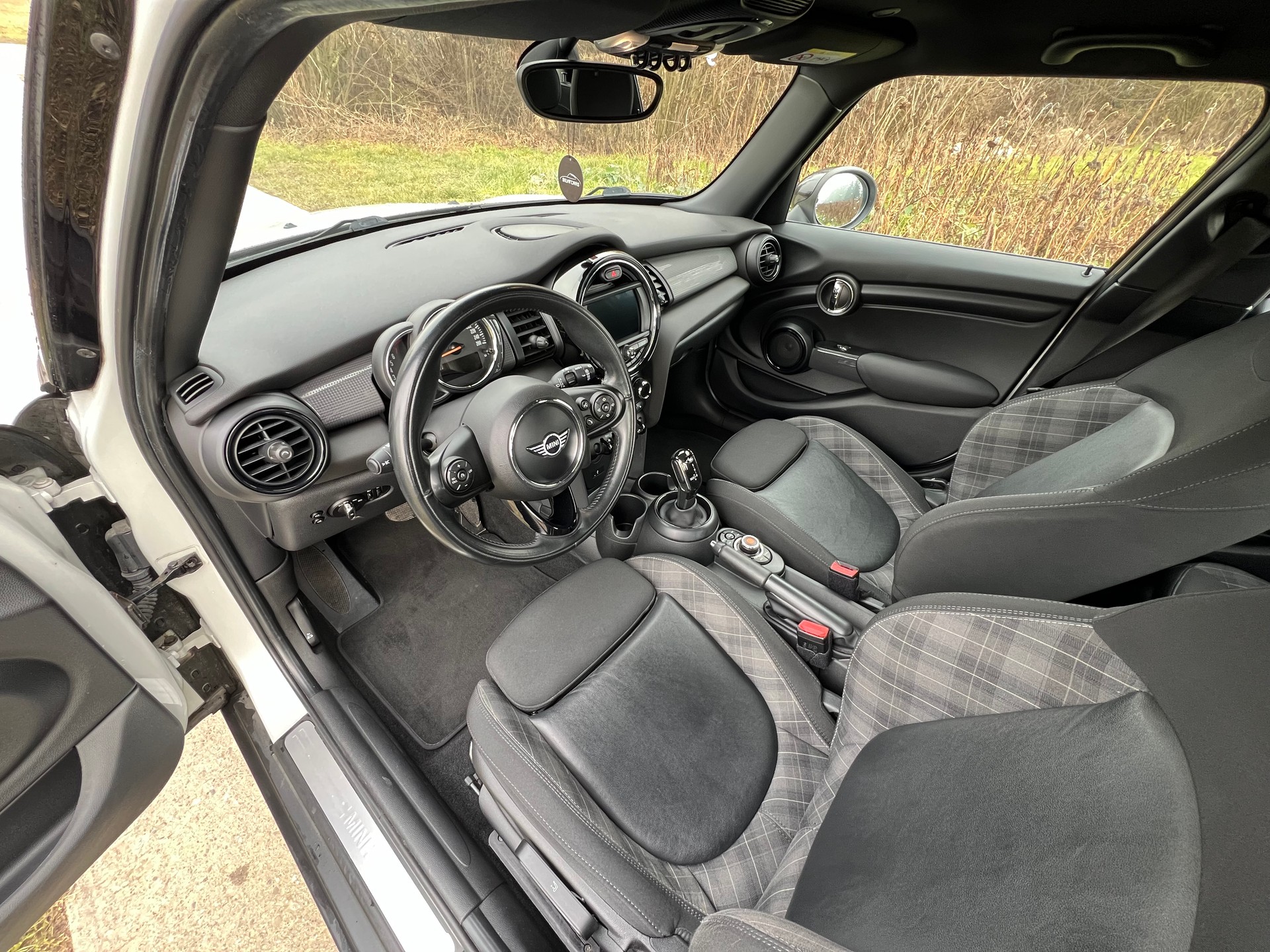 MINI Cooper Steptronic DKG-image-5