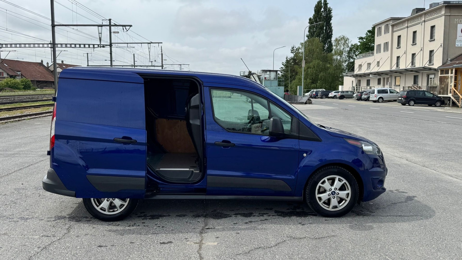 FORD Transit Connect Van T200 1.0 EcoBoost Ambiente-image-2