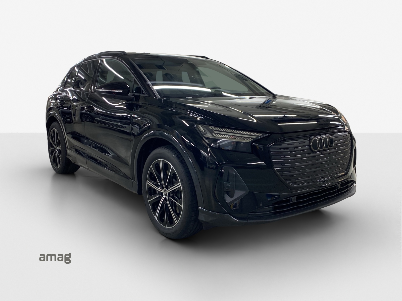 AUDI Q4 e-tron 45 Edition Swiss Ski quattro-image-5
