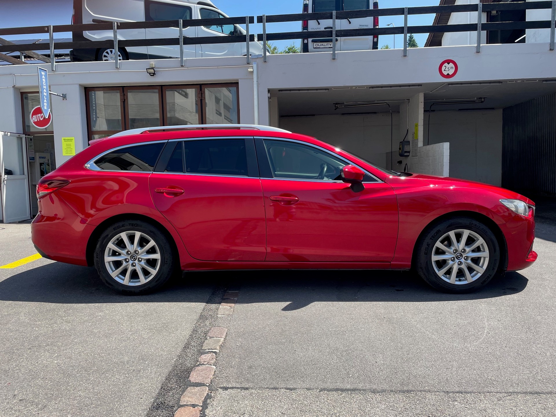 MAZDA 6 Sportwagon 2.0 16V HP Ambition Aut., 165 PS, 6 St.-Aut. seq., Sitzh., Totwinkel- u. Spurhalteassist., PDC v.+h., Navation-image-1