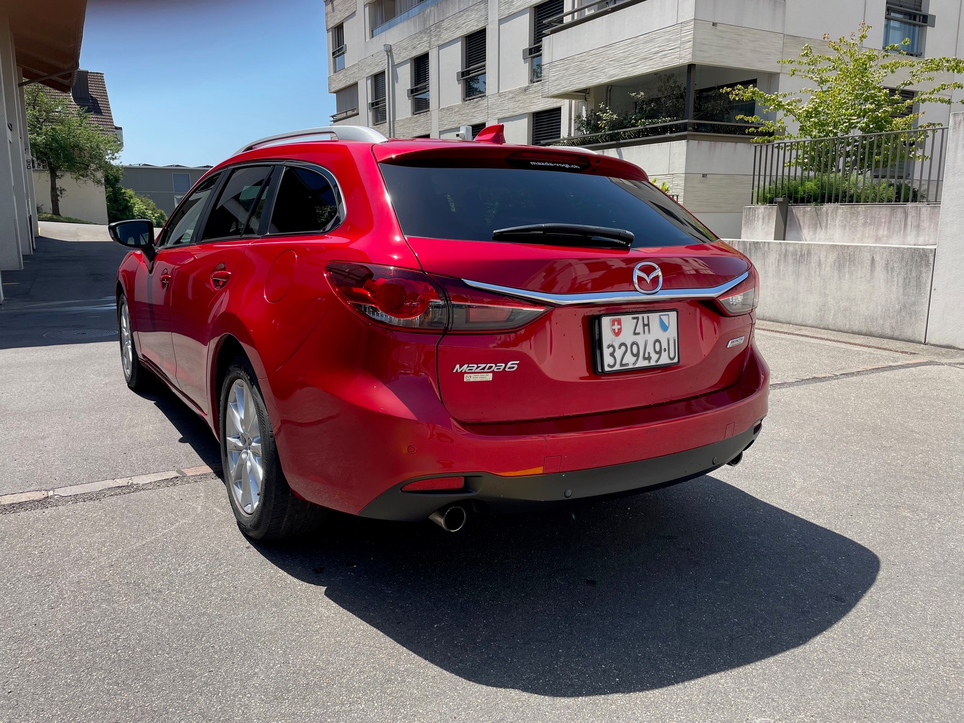 MAZDA 6 Sportwagon 2.0 16V HP Ambition Aut., 165 PS, 6 St.-Aut. seq., Sitzh., Totwinkel- u. Spurhalteassist., PDC v.+h., Navation-image-3