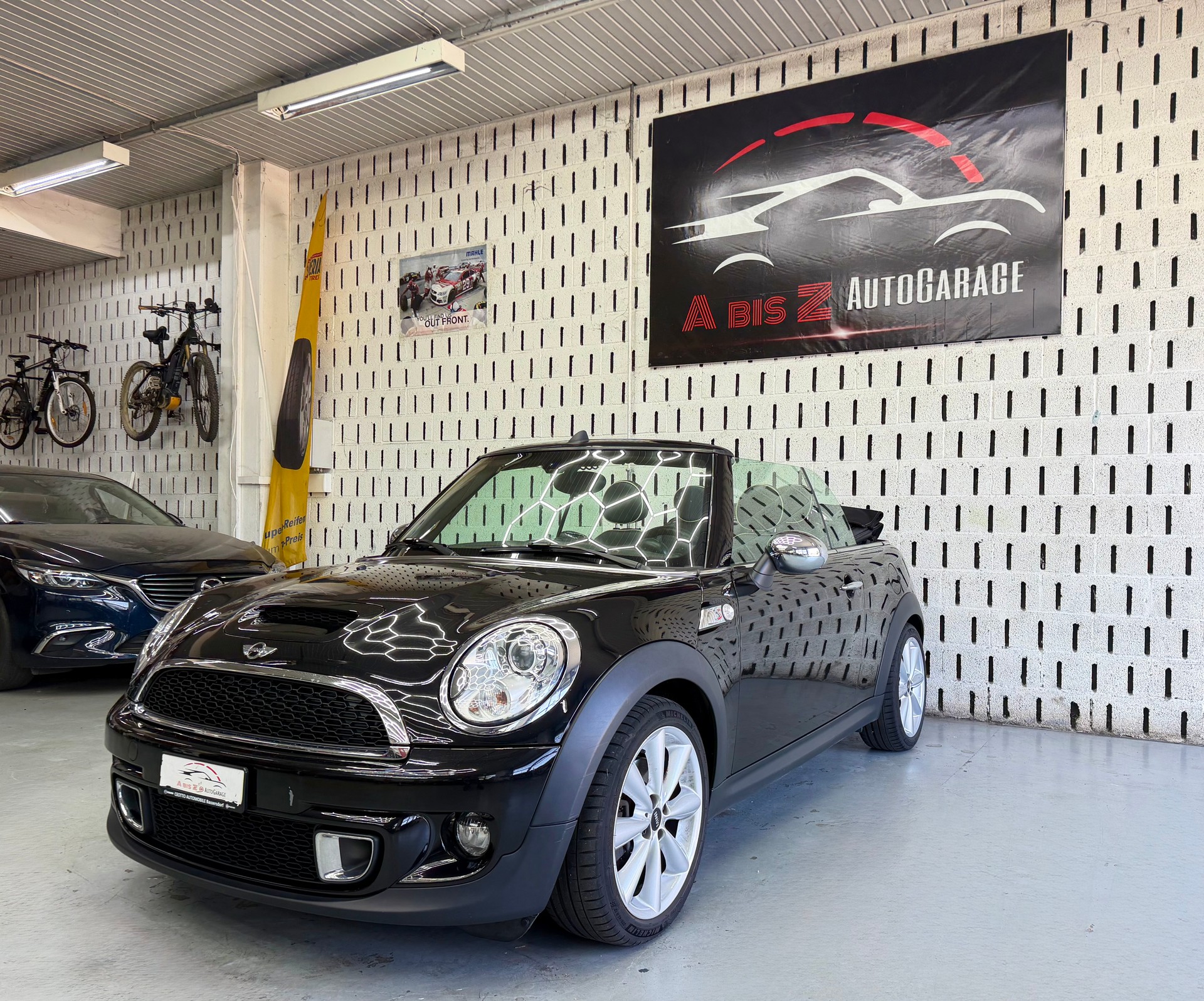 MINI Cooper S Cabriolet Steptronic-image-3