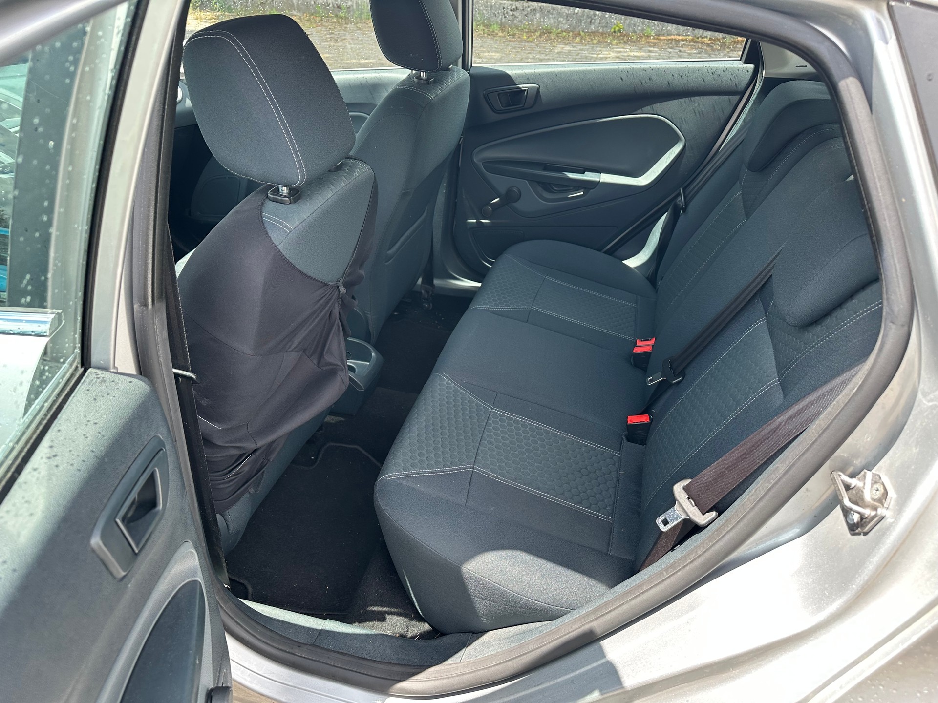 FORD Fiesta 1.6 16V TDCi Trend-image-7