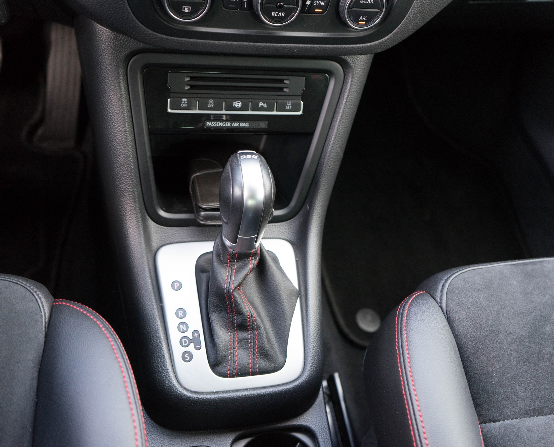 SEAT Alhambra 1.4 TSI FR Line DSG 7 PLÄTZER-image-23