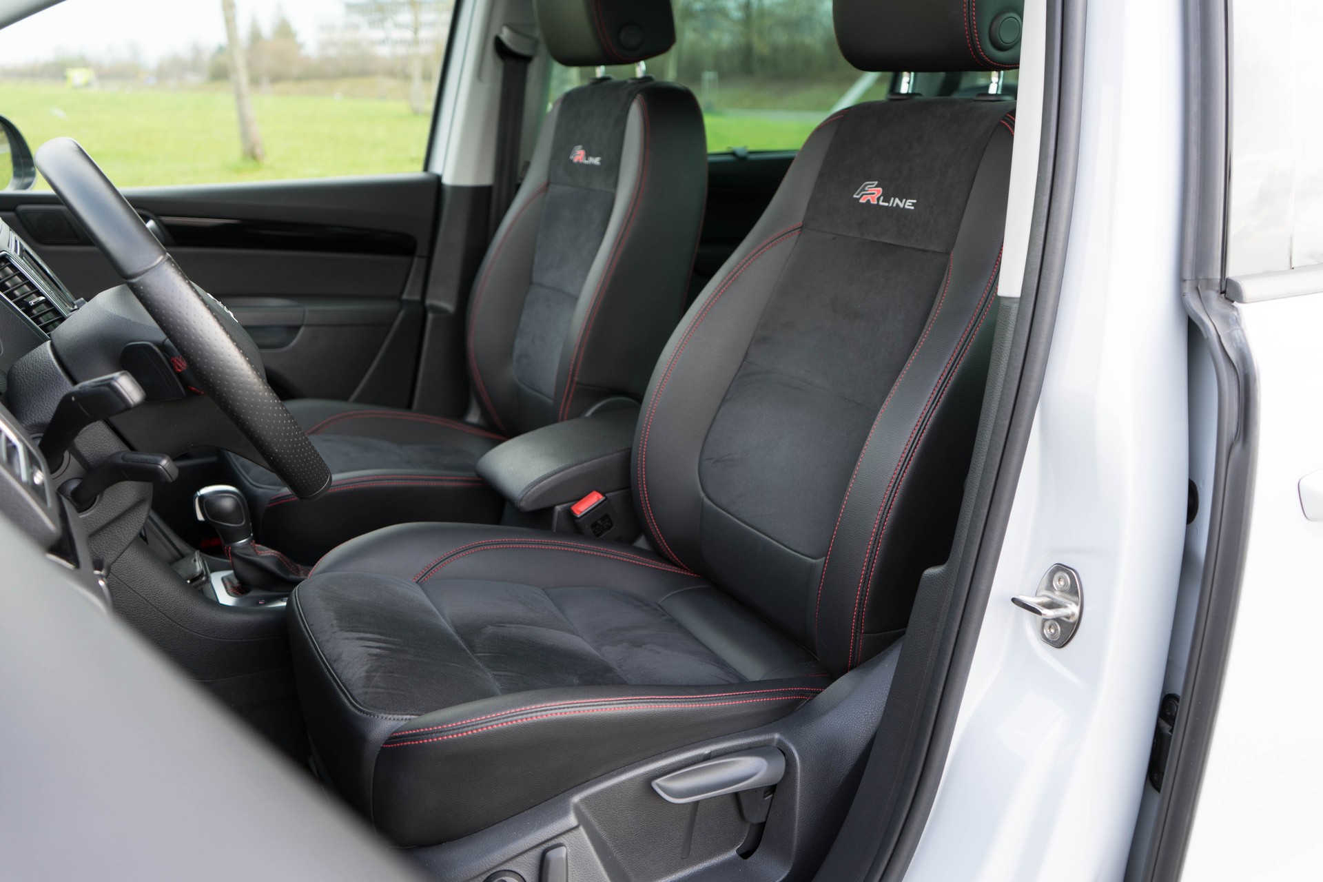 SEAT Alhambra 1.4 TSI FR Line DSG 7 PLÄTZER-image-16