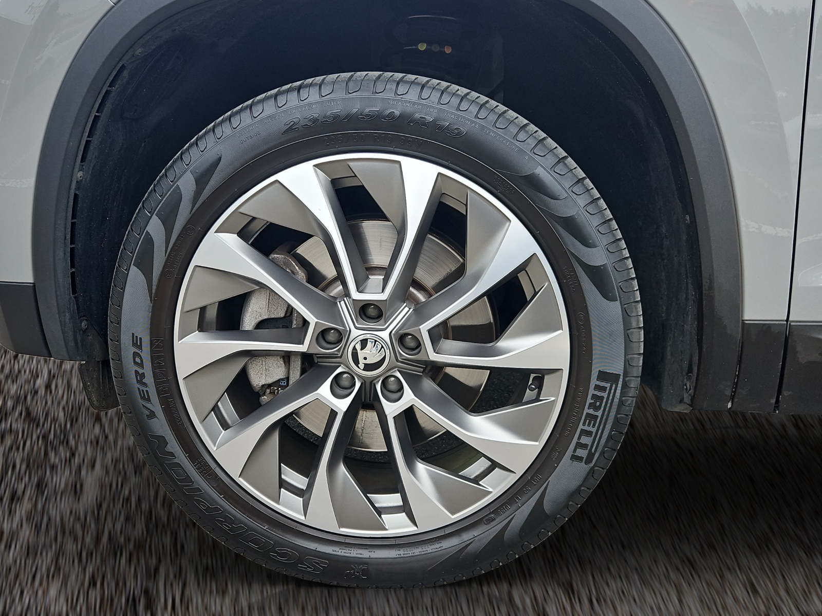 SKODA Kodiaq 2.0 TSI 4x4 Style-image-3