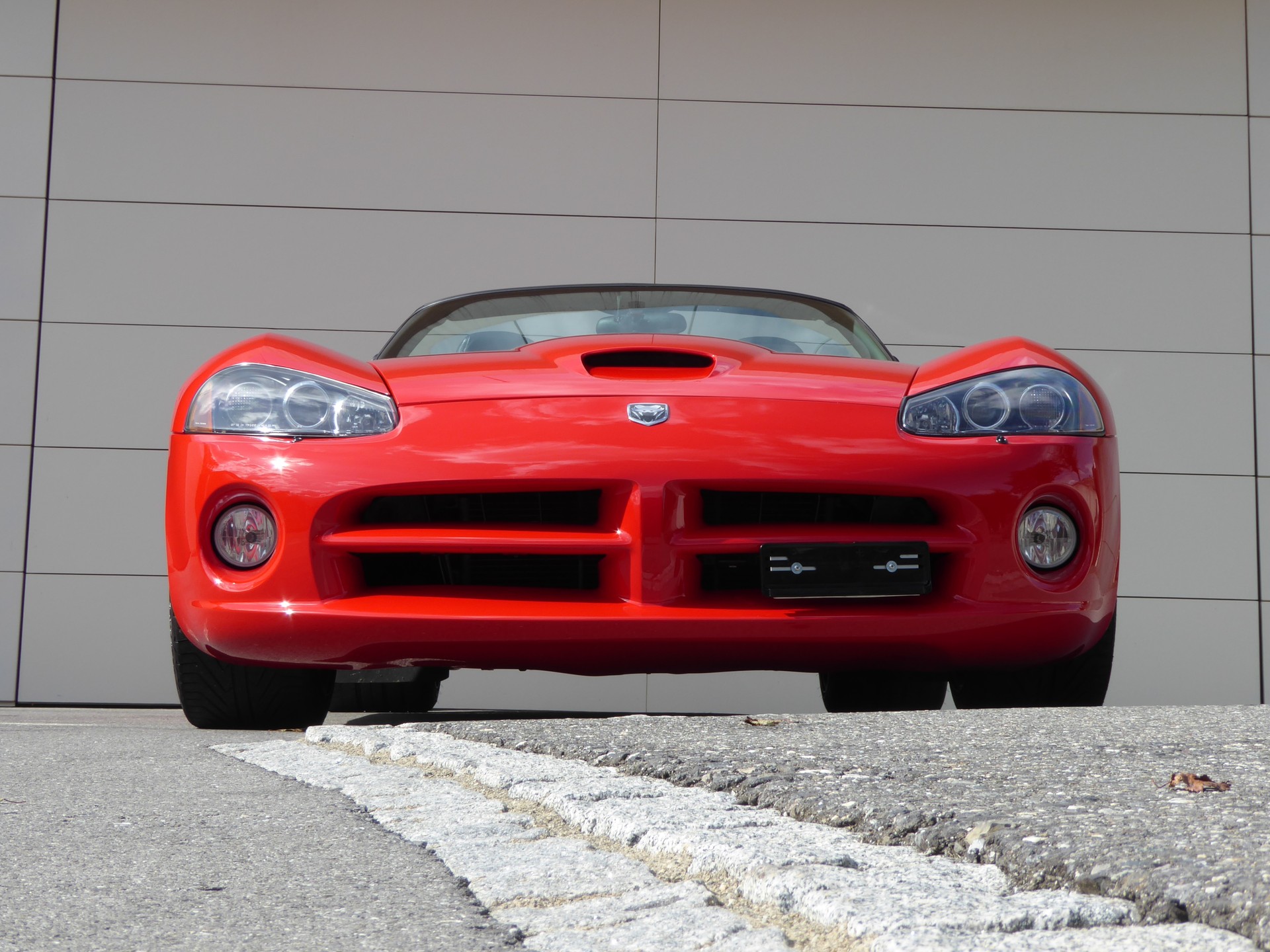 DODGE Viper SRT-10