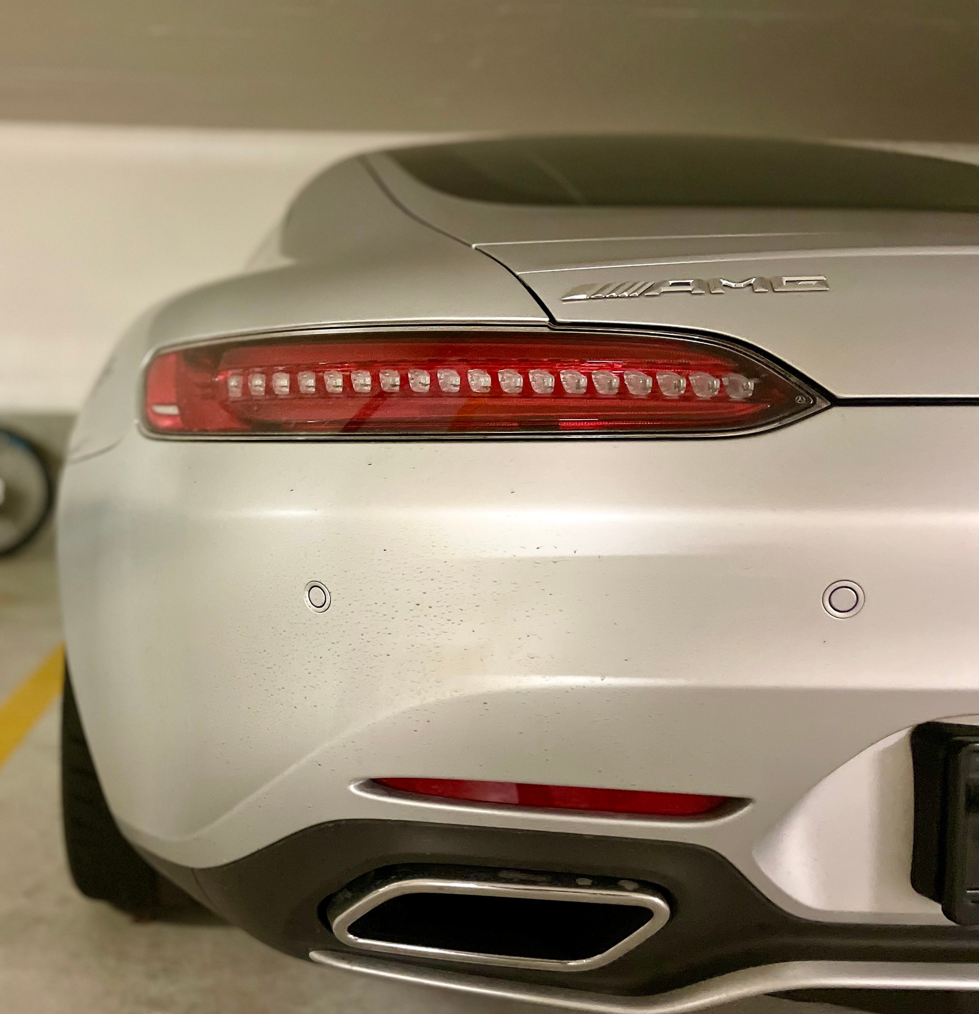 MERCEDES-BENZ AMG GT S-image-4