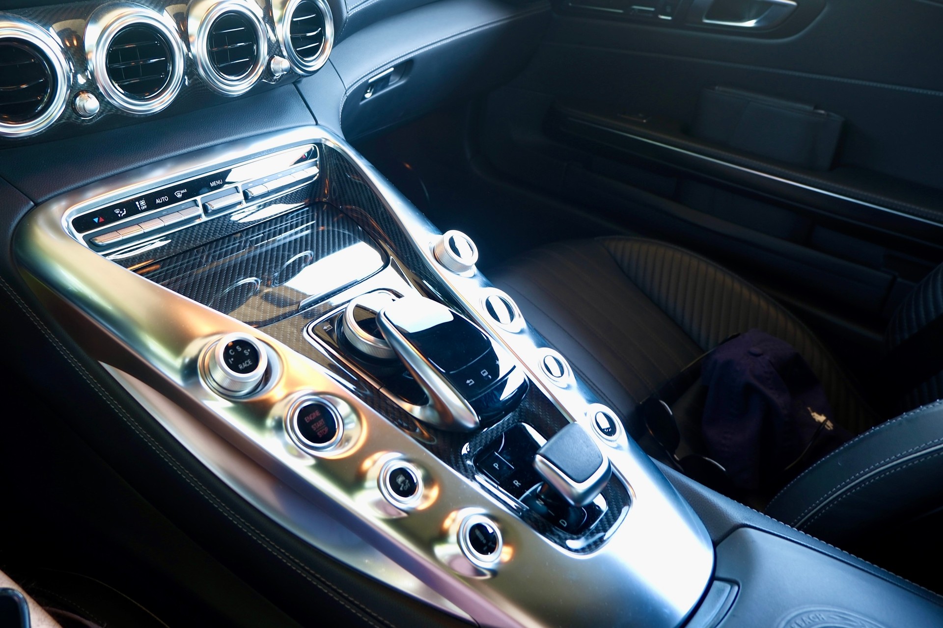 MERCEDES-BENZ AMG GT S-image-11