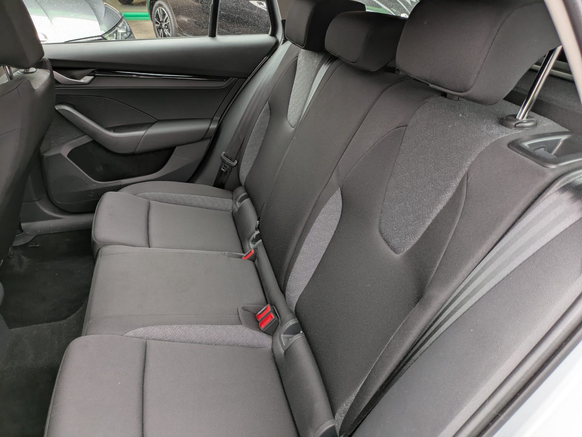 SKODA Octavia Combi 1.5 TSI mHEV DSG Essence-image-15