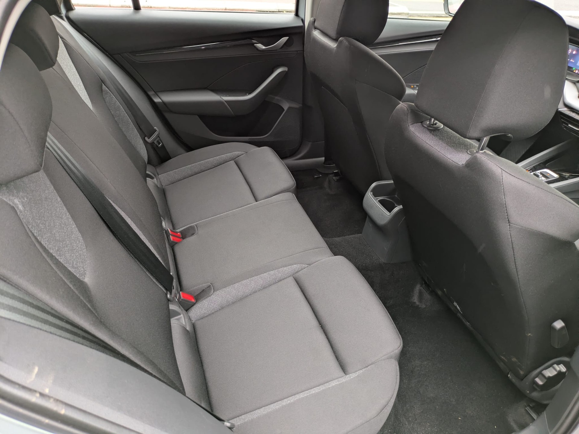 SKODA Octavia Combi 1.5 TSI mHEV DSG Essence-image-14