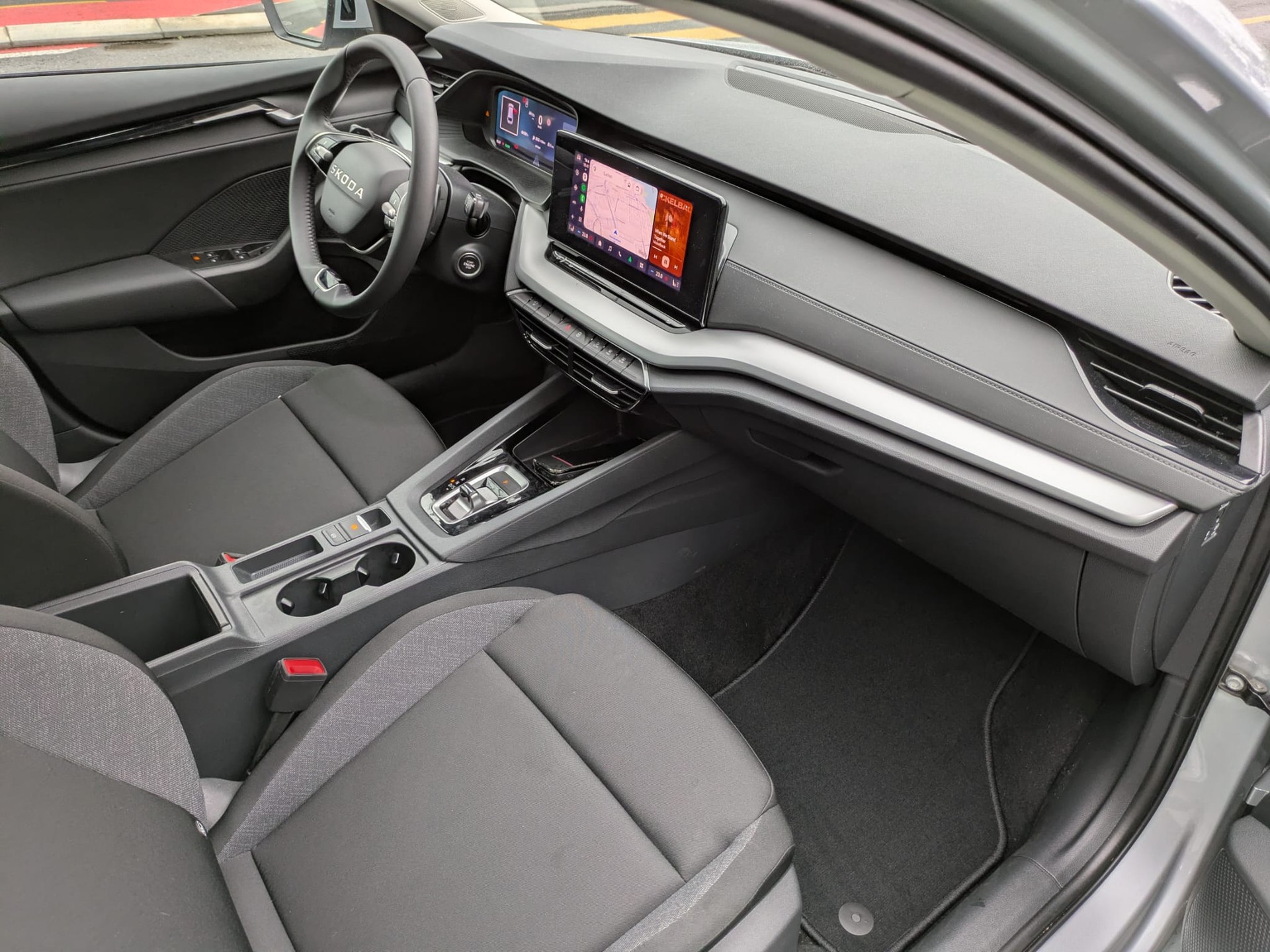 SKODA Octavia Combi 1.5 TSI mHEV DSG Essence-image-16