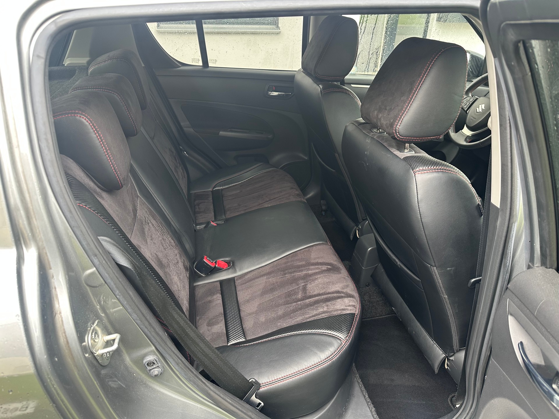 SUZUKI Swift 1.2i 16V GL Sergio Cellano Automatic-image-2