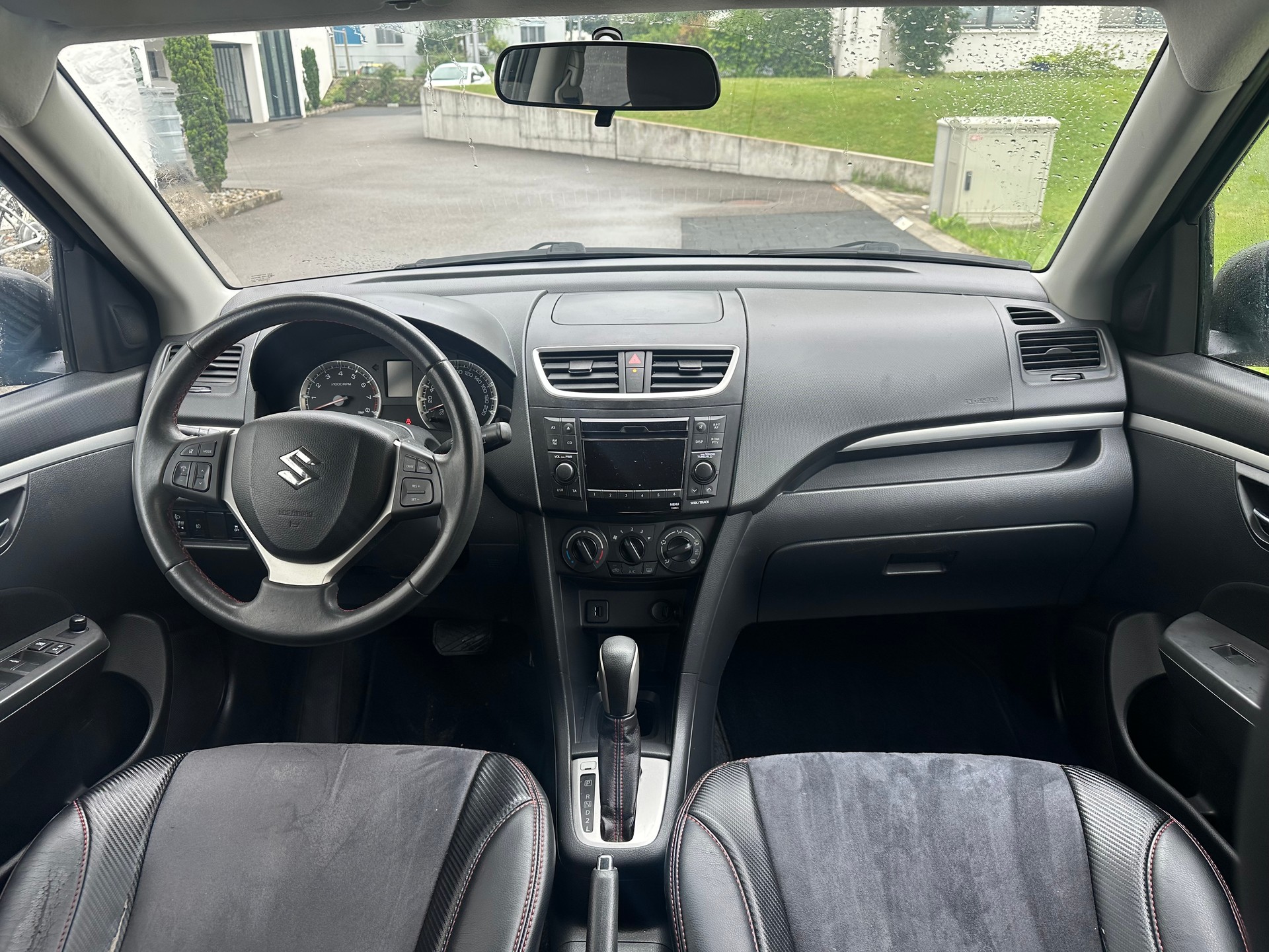 SUZUKI Swift 1.2i 16V GL Sergio Cellano Automatic-image-1