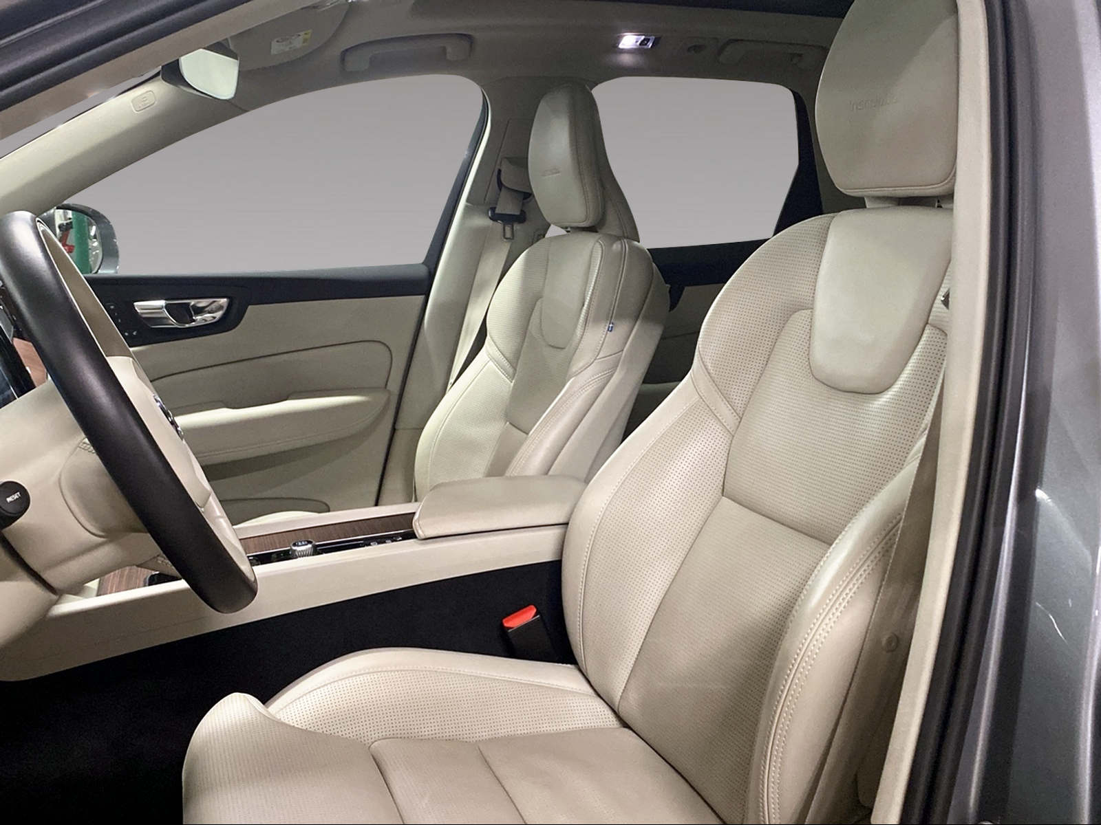 VOLVO XC60 2.0 T8 TE Inscription eAWD-image-5