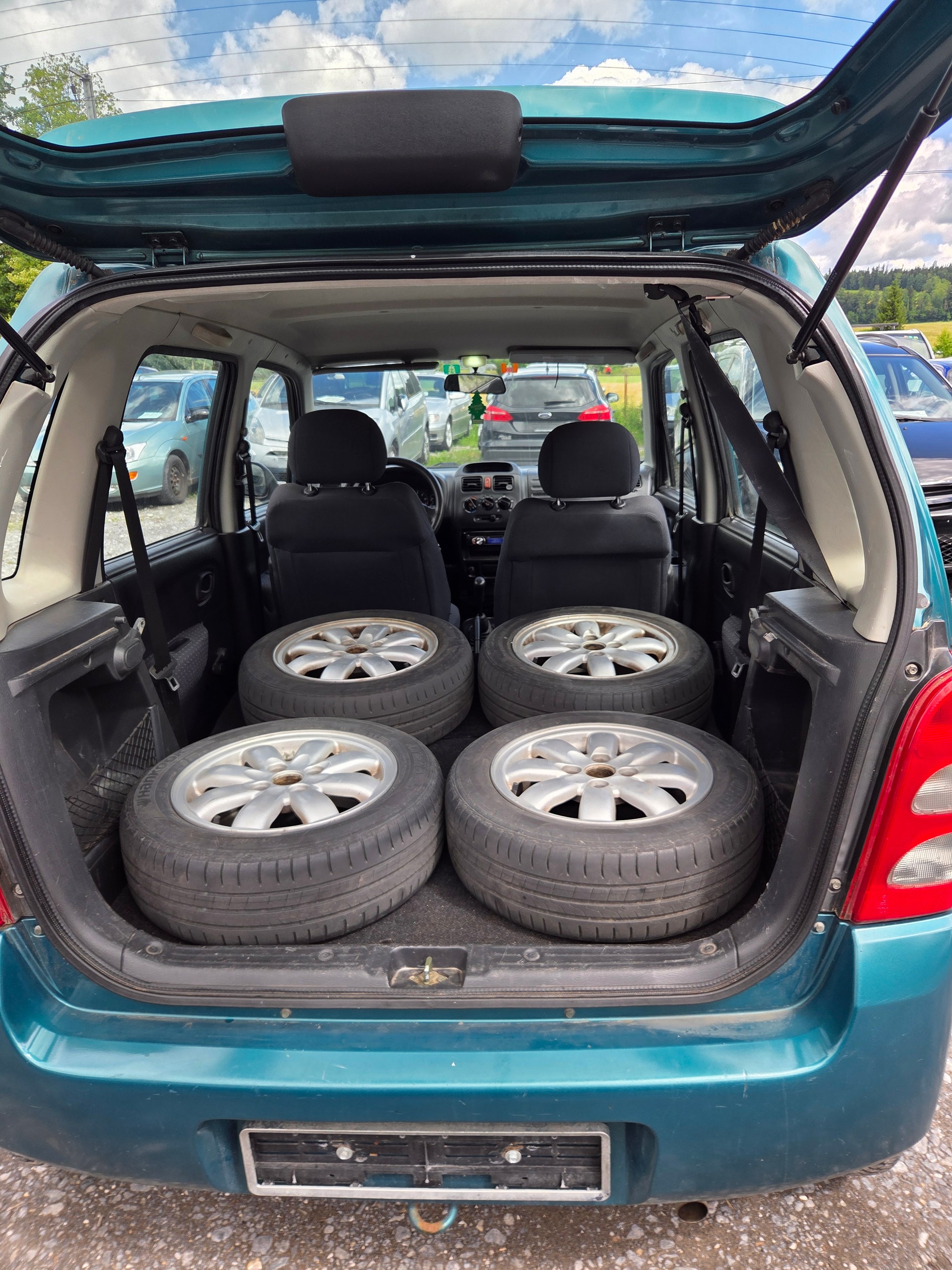 SUZUKI Wagon R+ 1.3 GL Top 4WD-image-4