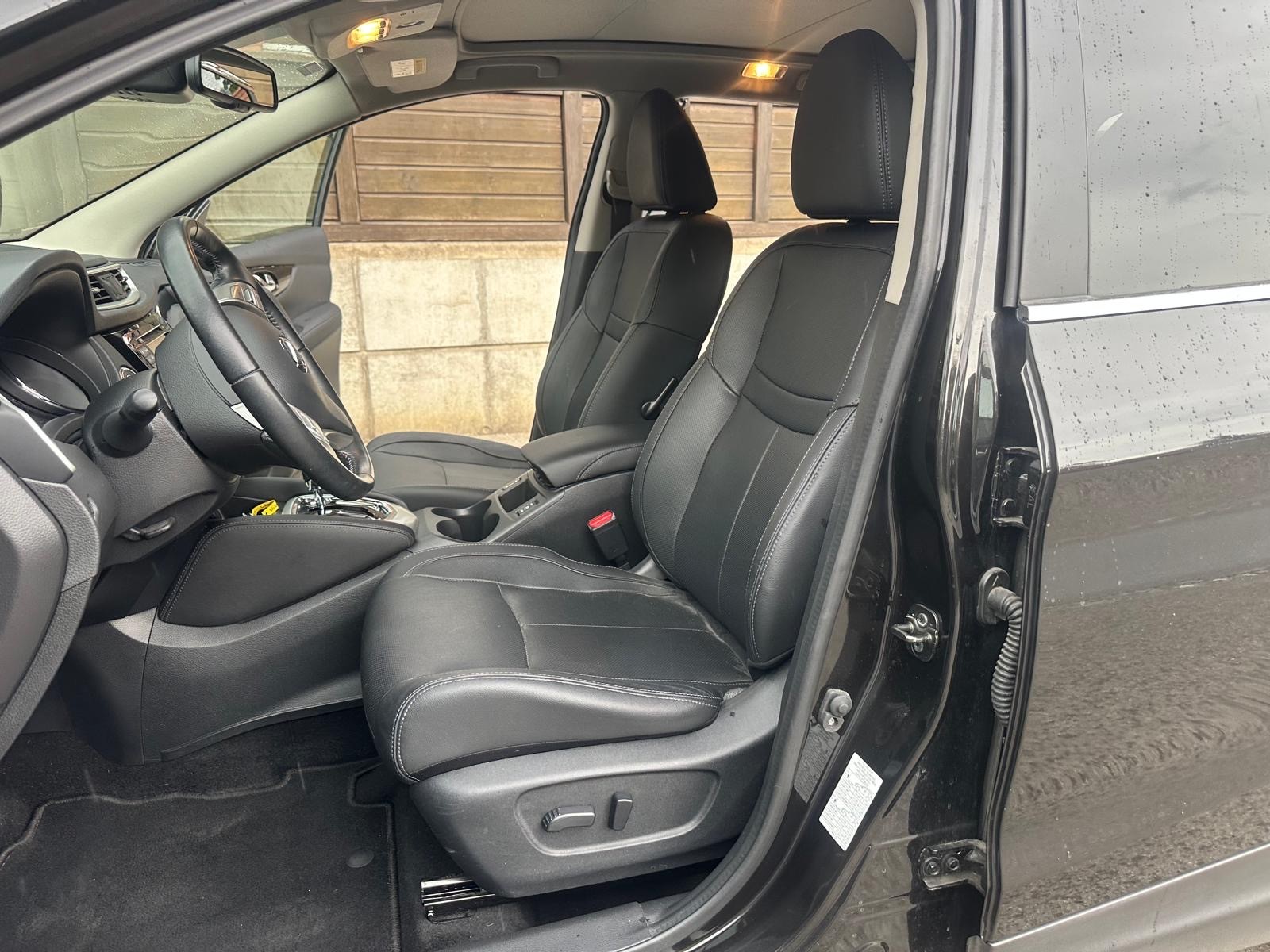 NISSAN Qashqai 1.6 dCi tekna Xtronic CVT-image-9