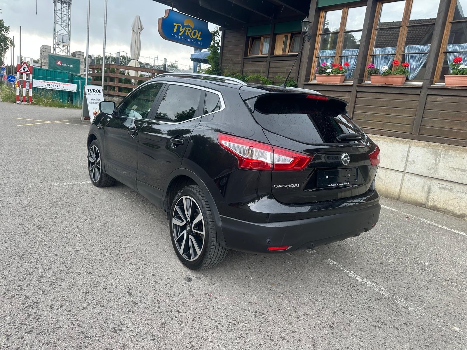 NISSAN Qashqai 1.6 dCi tekna Xtronic CVT-image-3