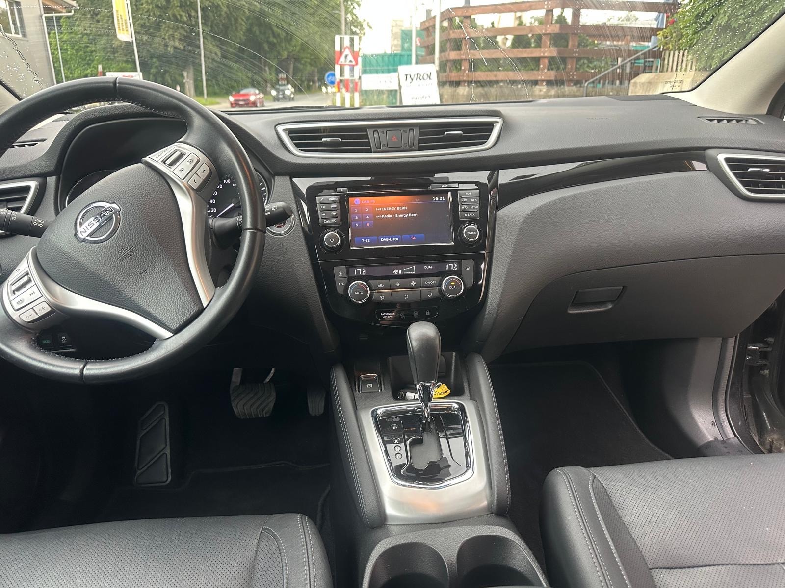NISSAN Qashqai 1.6 dCi tekna Xtronic CVT-image-7