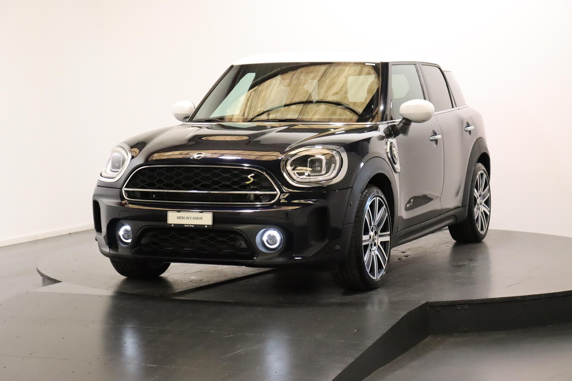 MINI Countryman F60 1.5i Cooper S E ALL4-image-0