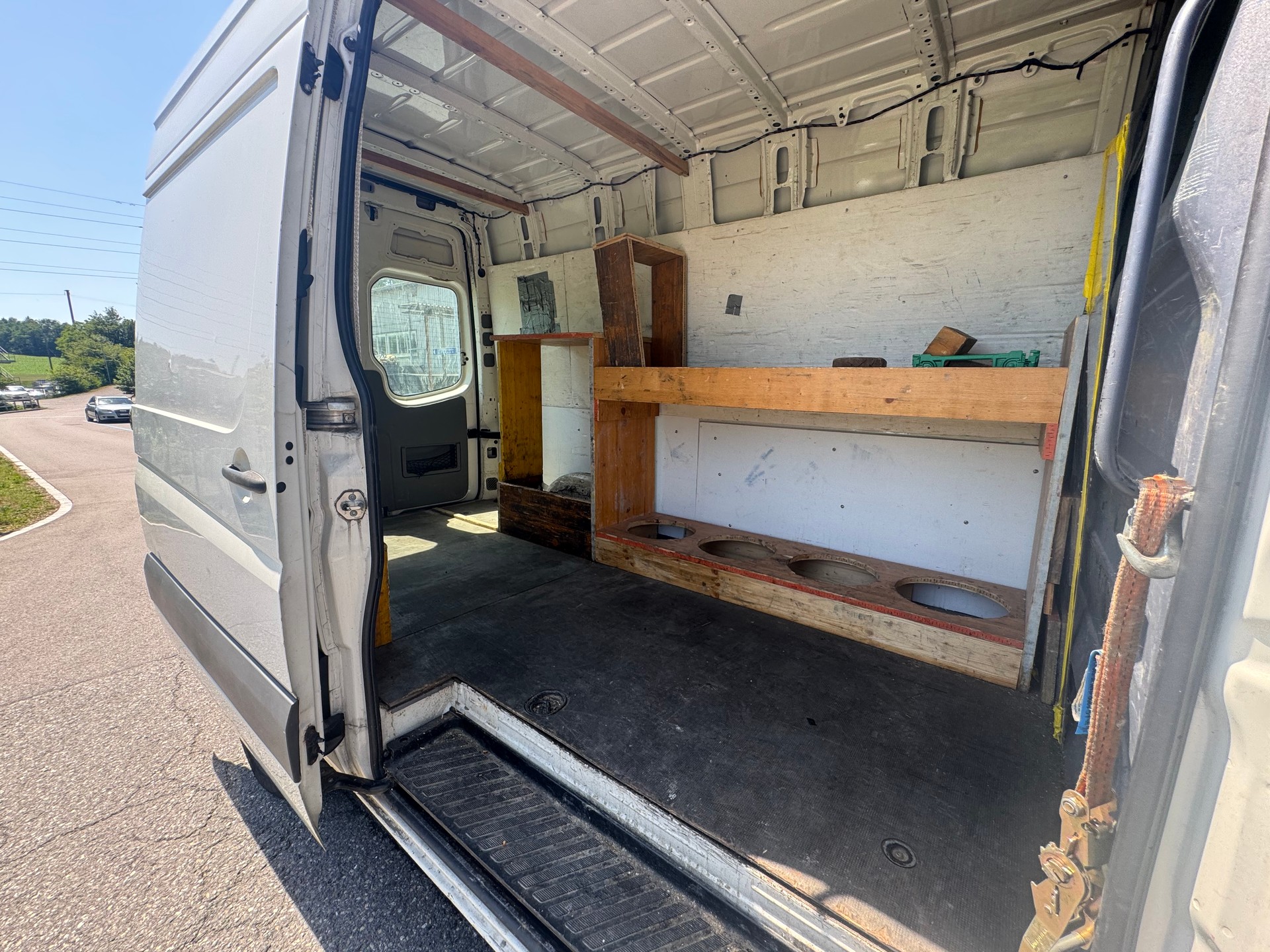 VW Crafter 35 2.5 BlueTDI 109 PS-image-11
