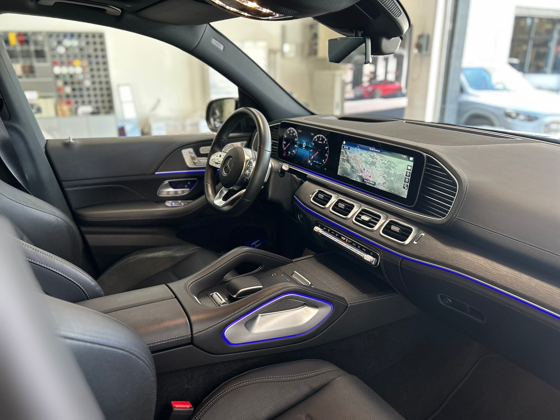 MERCEDES-BENZ GLE 450 4Matic AMG Line 9G-Tronic-image-8
