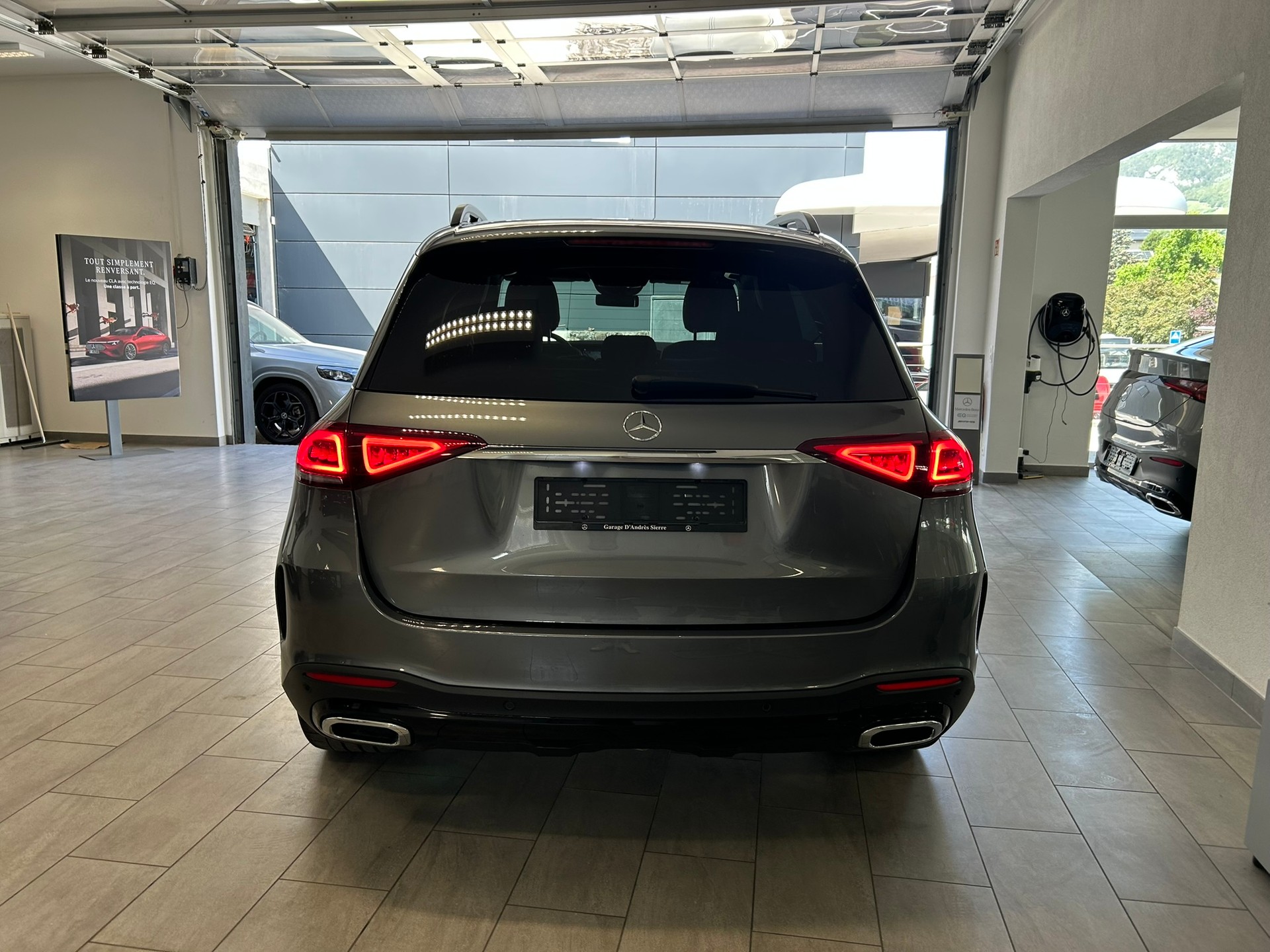 MERCEDES-BENZ GLE 450 4Matic AMG Line 9G-Tronic-image-5