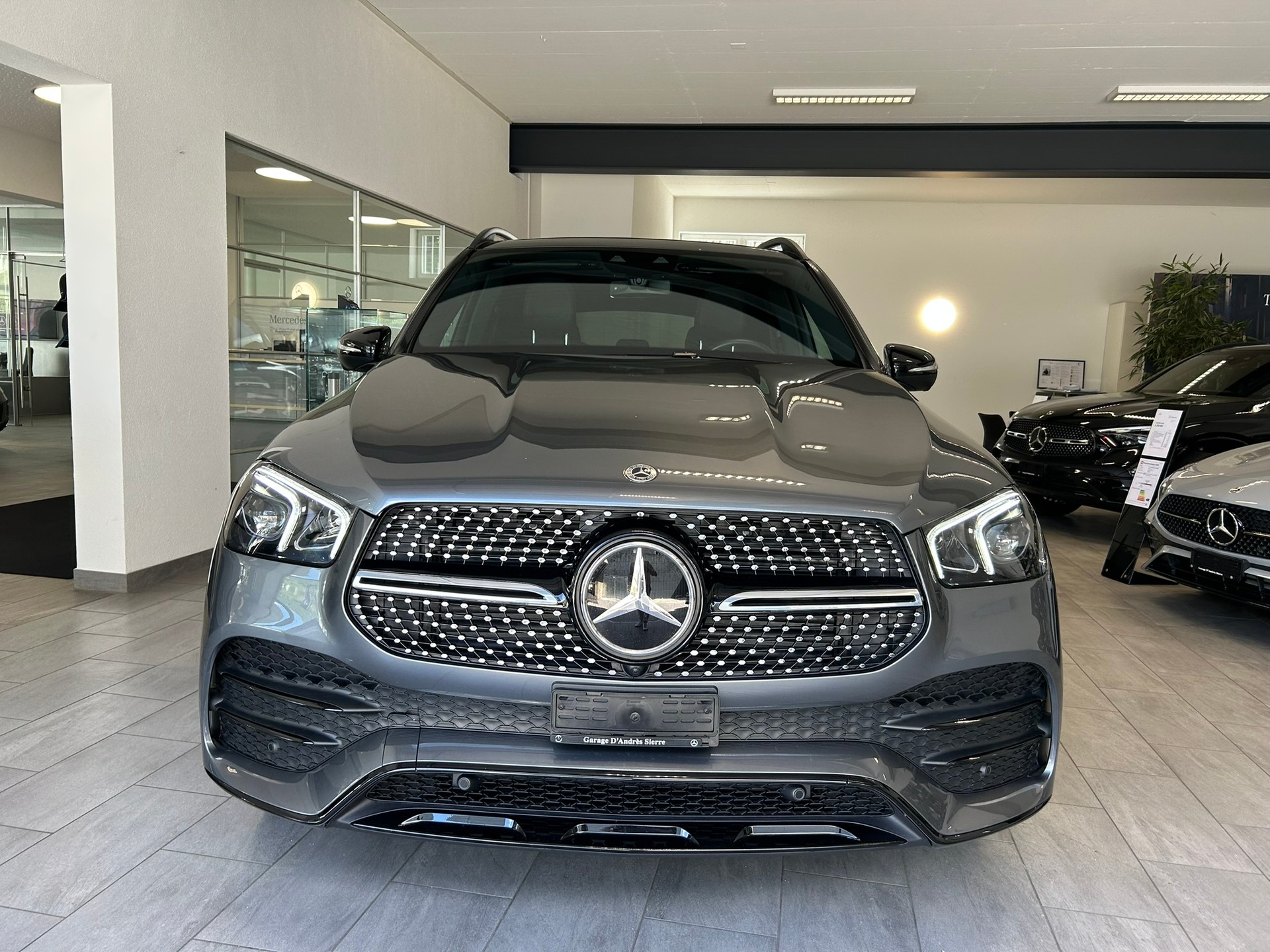 MERCEDES-BENZ GLE 450 4Matic AMG Line 9G-Tronic-image-1