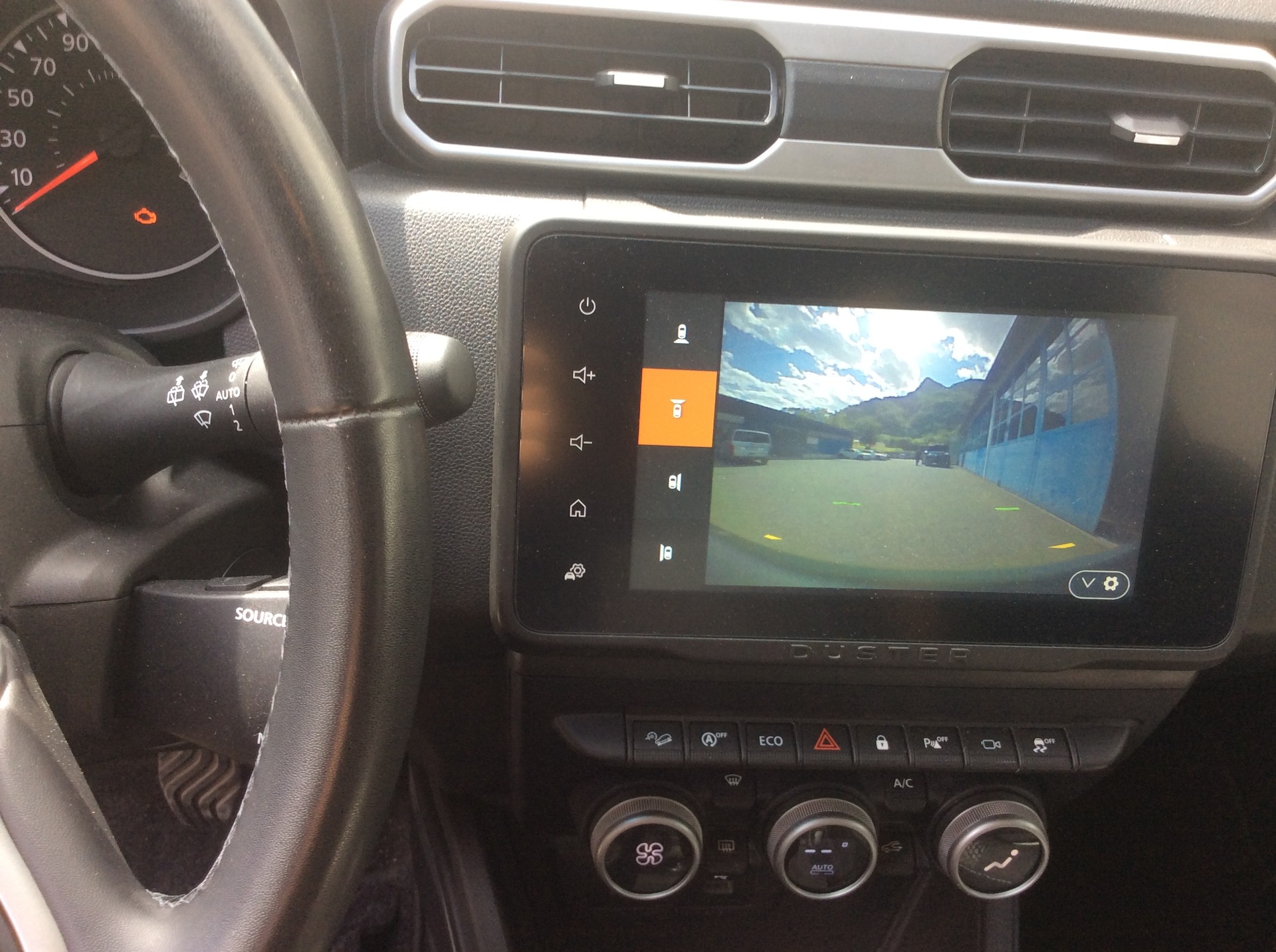 DACIA Duster TCe 150 Journey+ 4x4-image-5
