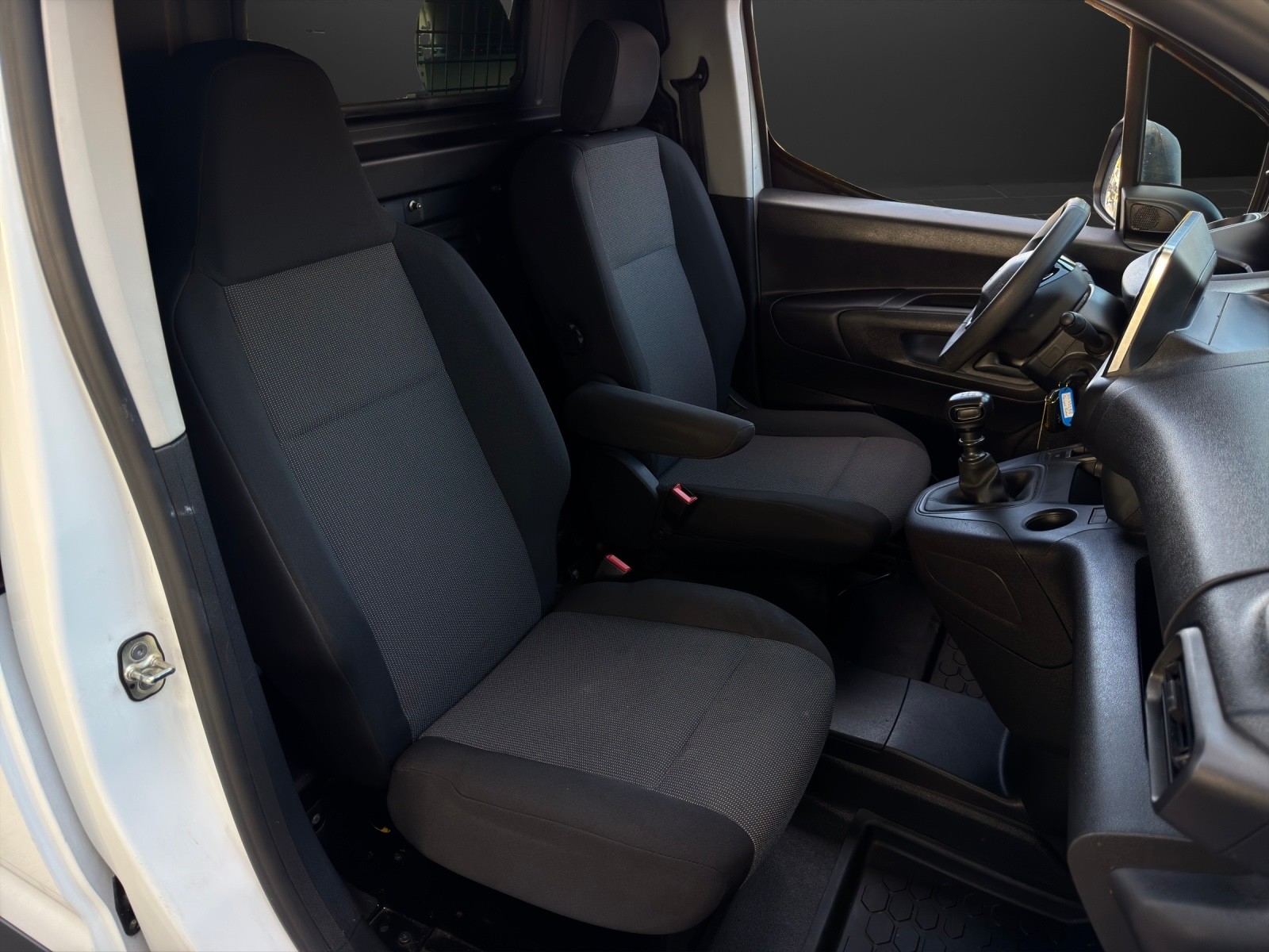PEUGEOT Partner 1.5 Blue HDi s/s Premium Long 1000kg L2H1 inkl. Sortimo Gestell-image-8