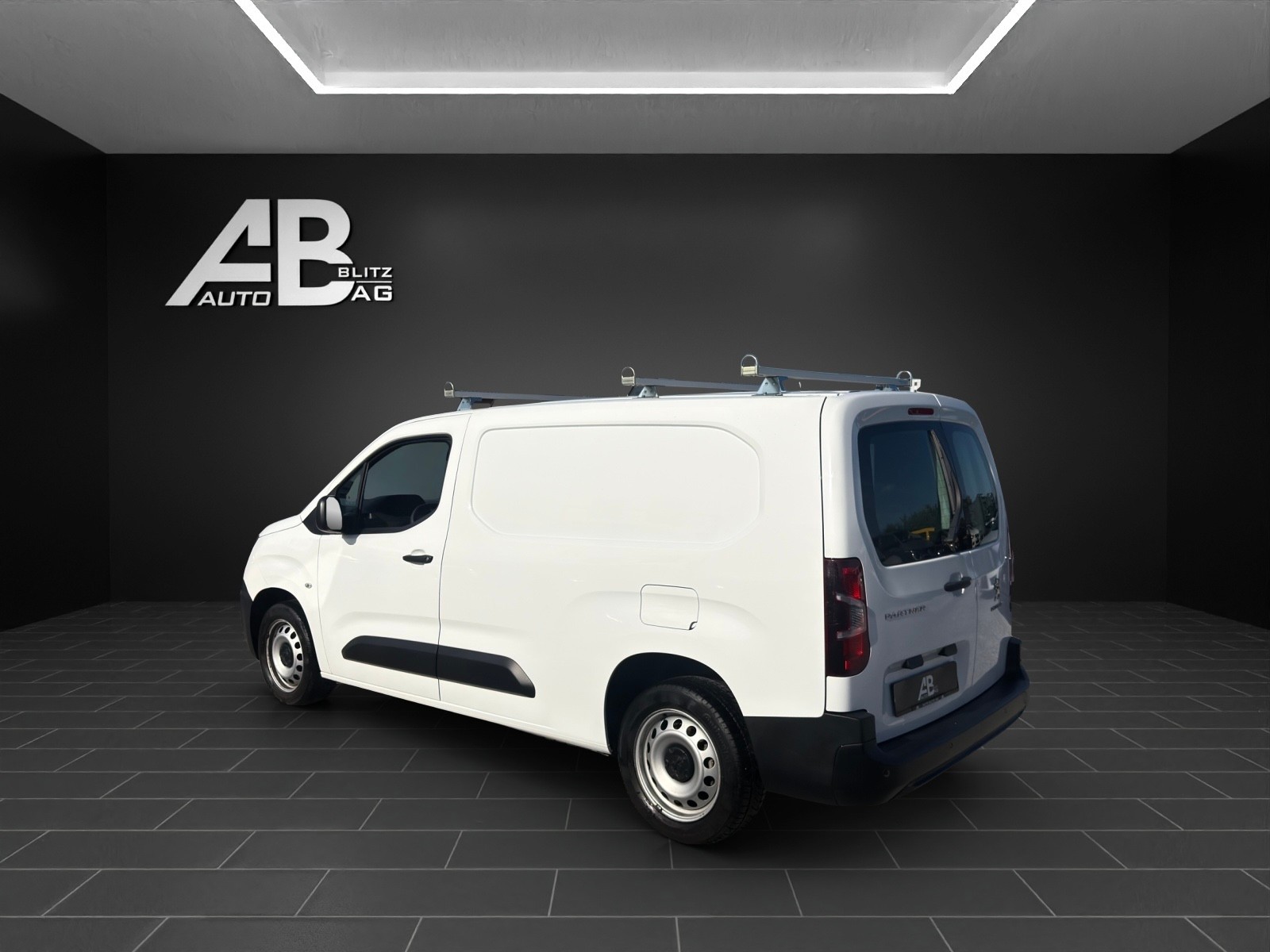 PEUGEOT Partner 1.5 Blue HDi s/s Premium Long 1000kg L2H1 inkl. Sortimo Gestell-image-2