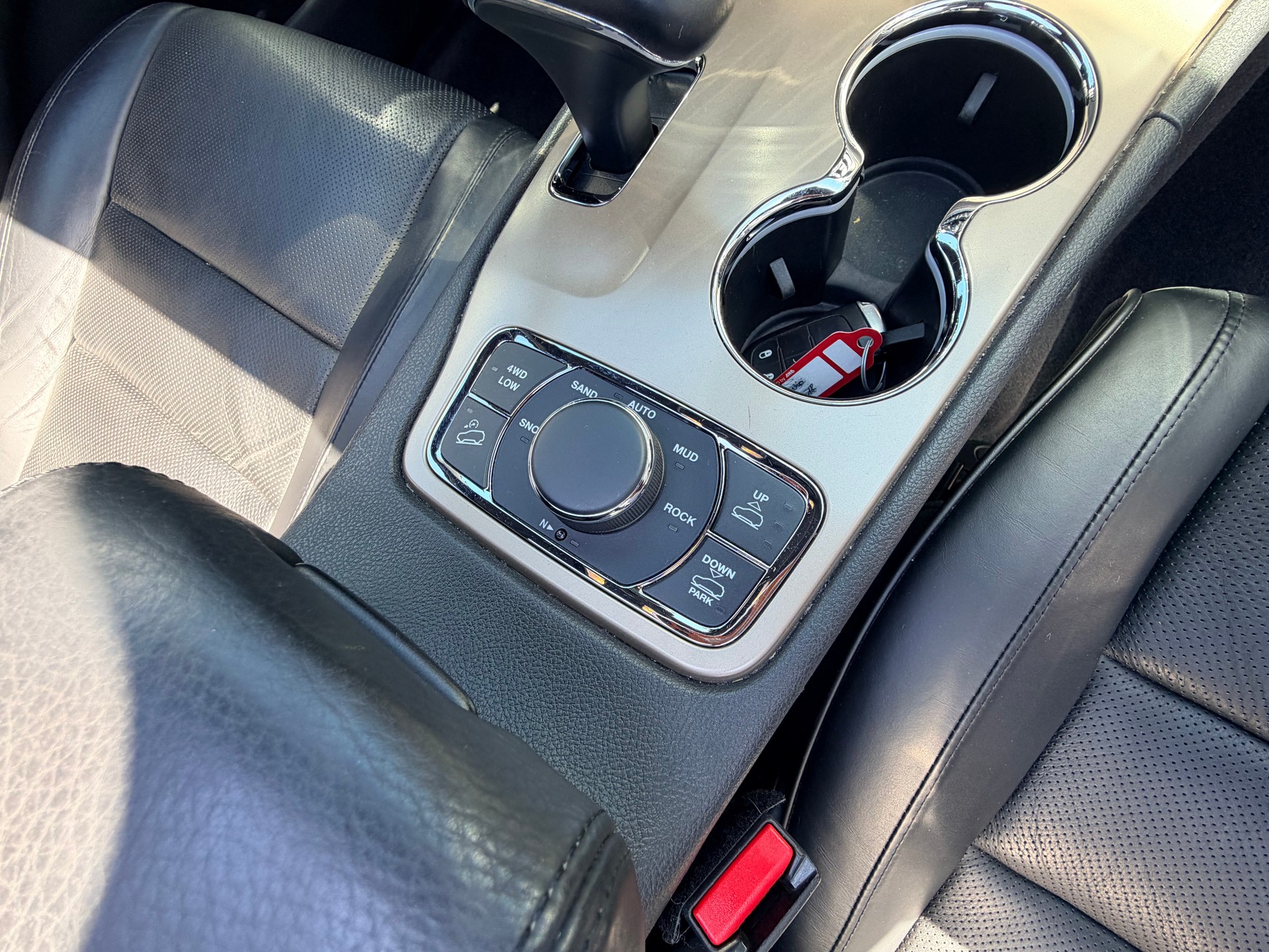 JEEP Grand Cherokee 3.0 CRD Summit Automatic-image-12