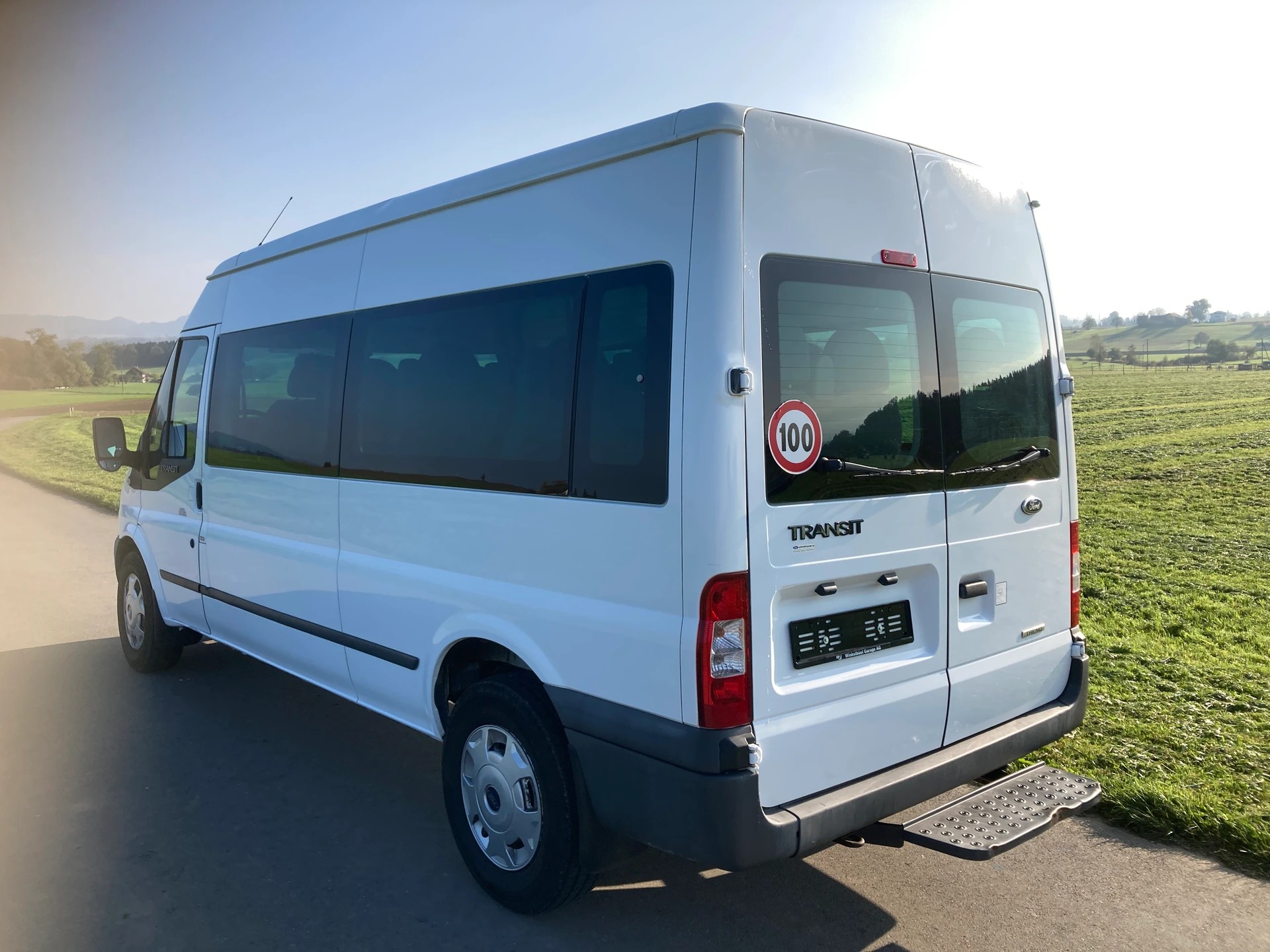 FORD Transit 2.4 TDCi Bus M2 350L Trend 14Pl.-image-3