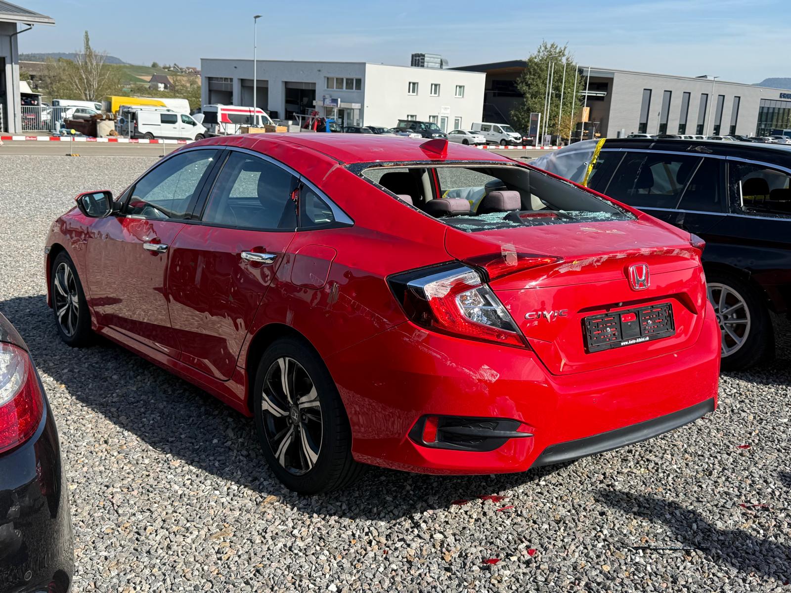 HONDA Civic Sedan 1.5 VTEC Elegance CVT *HAGELSCHADEN* *Jetzt nur noch CHF 9'900.- statt 16'900.-**-image-9