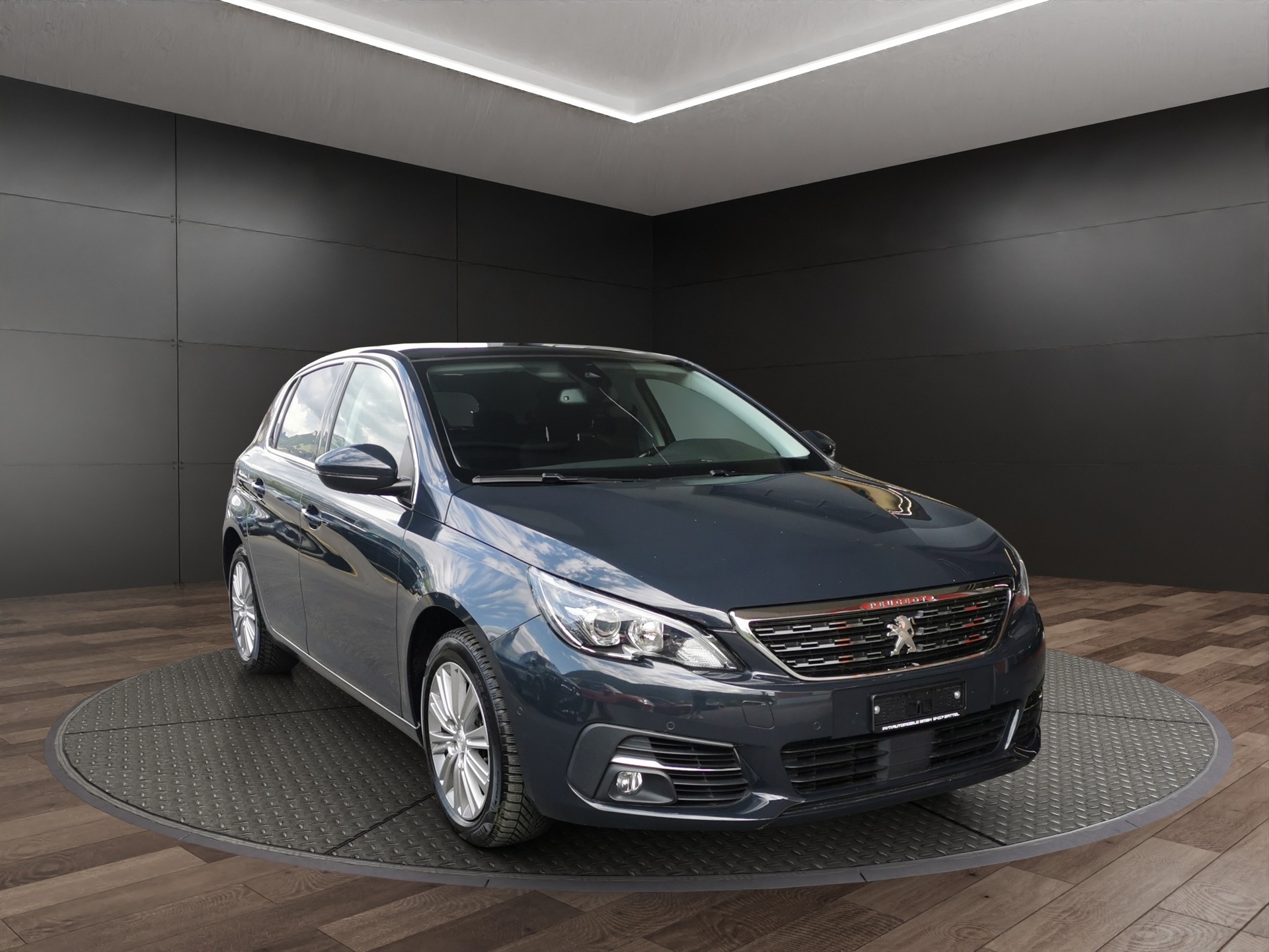 PEUGEOT 308 1.2 Pure Tech Tech Edition EAT8-image-0