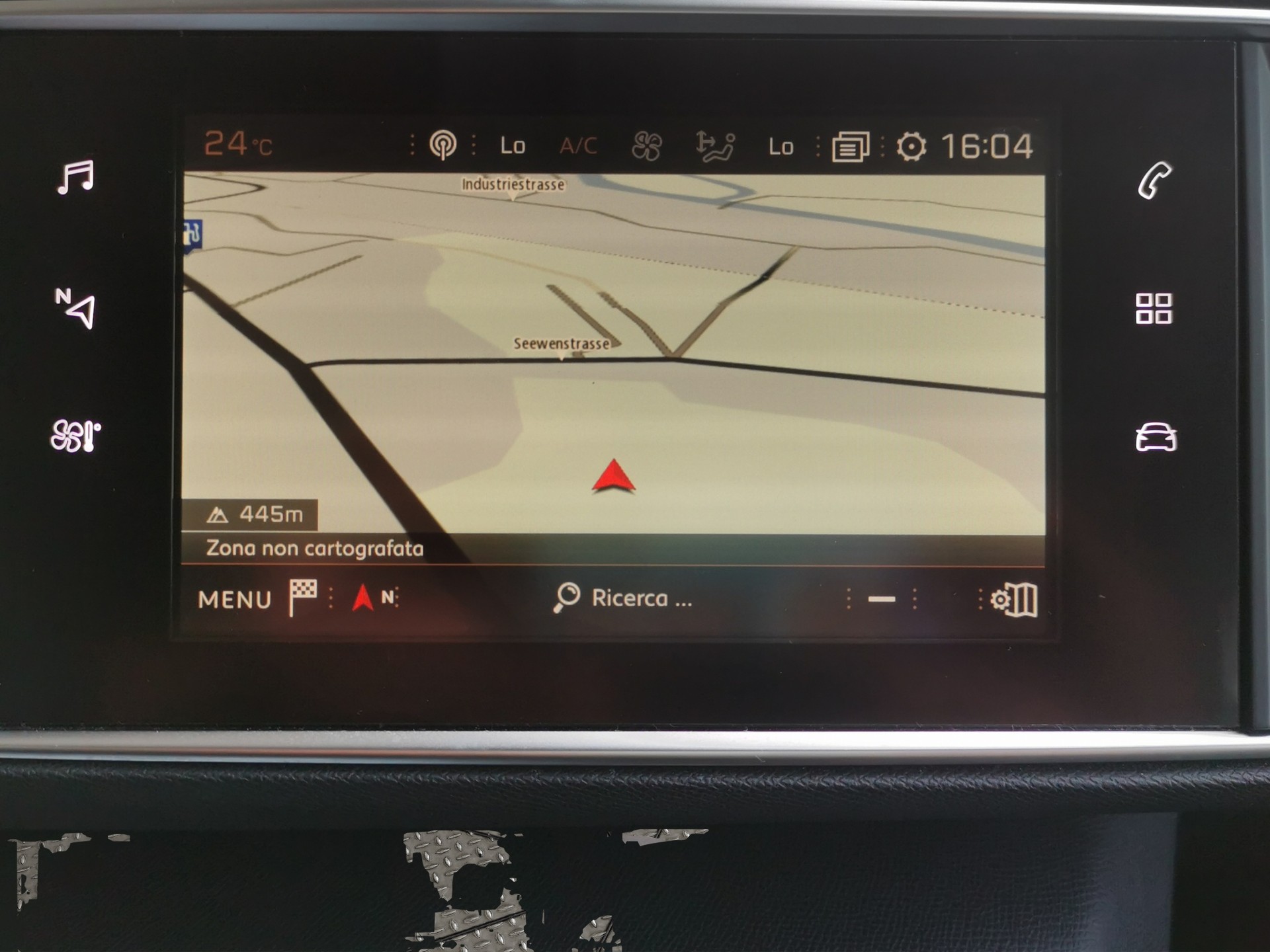 PEUGEOT 308 1.2 Pure Tech Tech Edition EAT8-image-18