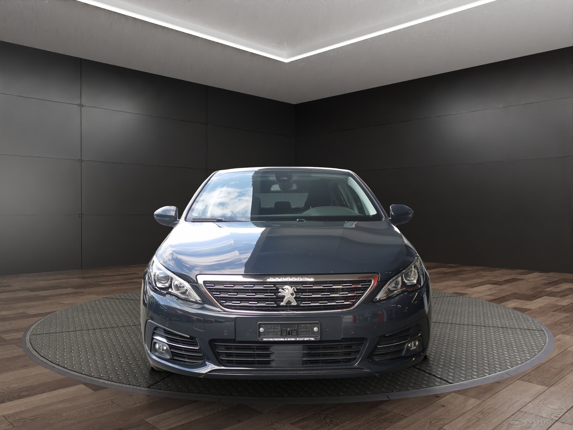PEUGEOT 308 1.2 Pure Tech Tech Edition EAT8-image-2